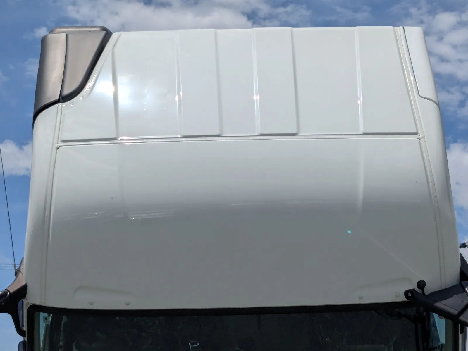 vehicle_image_20260731102458le0Ege8It8.webp