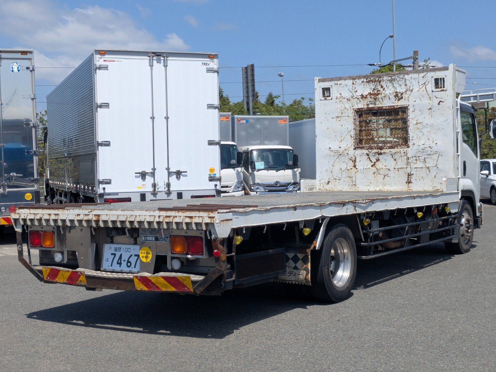 vehicle_image_20260417101351IqGvplsK4n.jpg