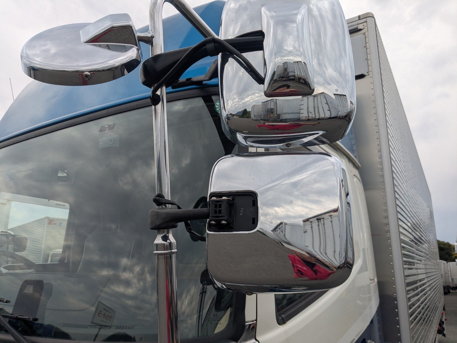 vehicle_image_20260420184053U5SwxBj1eL.jpg