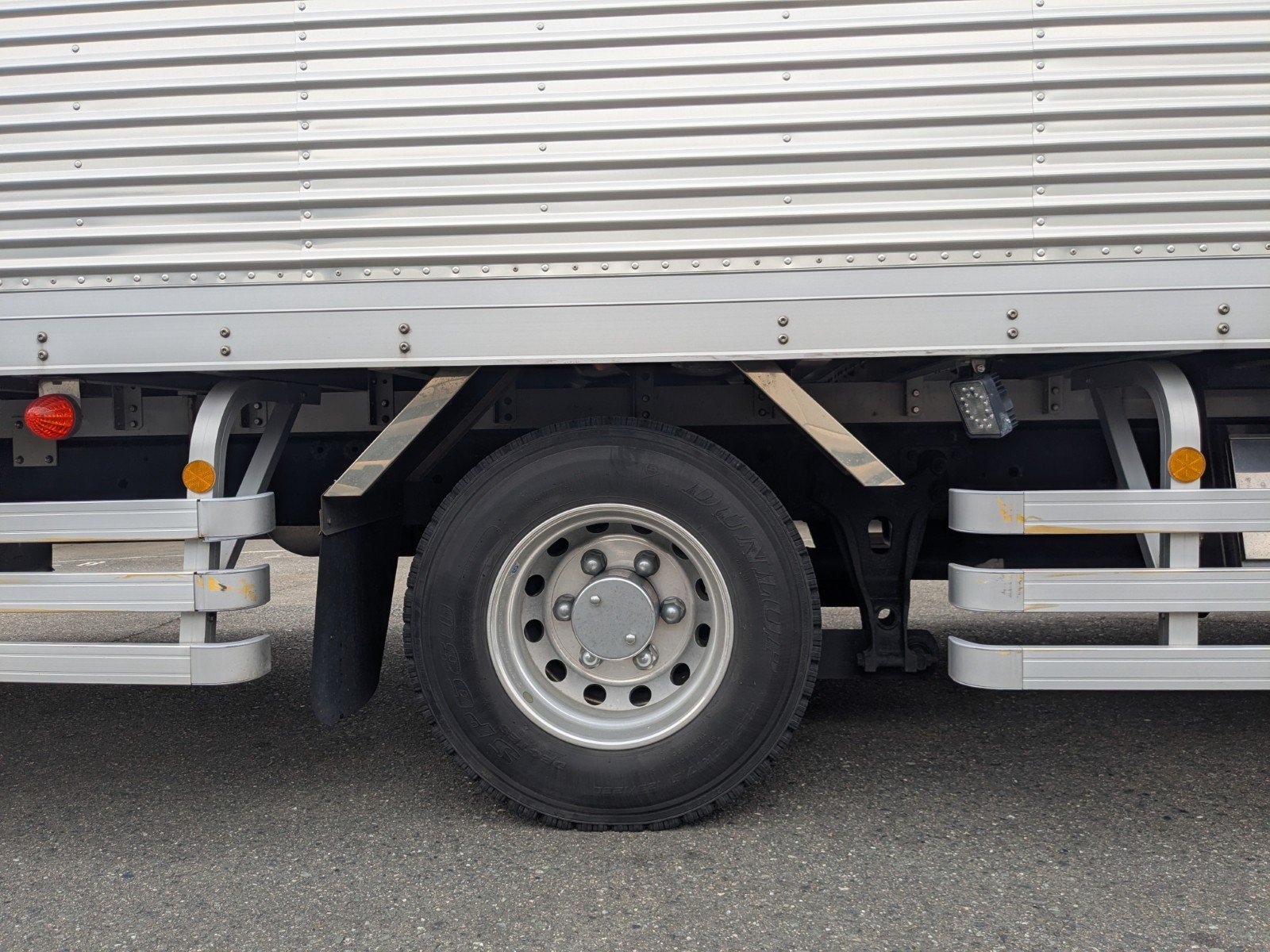 vehicle_image_20260420184053fu0DNJVirR.jpg