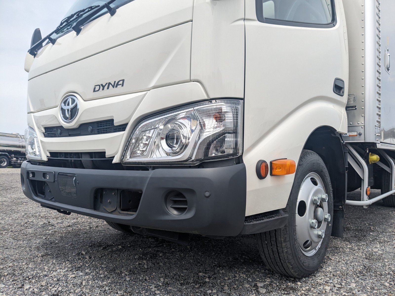 vehicle_image_202605011301447Lf2bVLkK1.jpg
