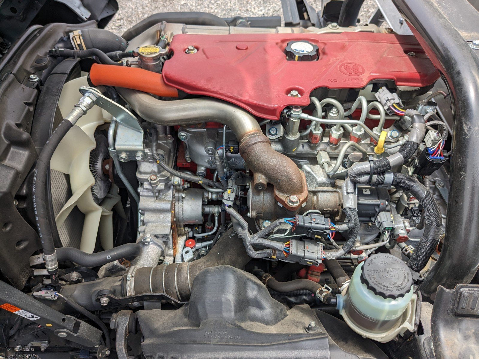 vehicle_image_20260501130144Eaai9CedR0.jpg