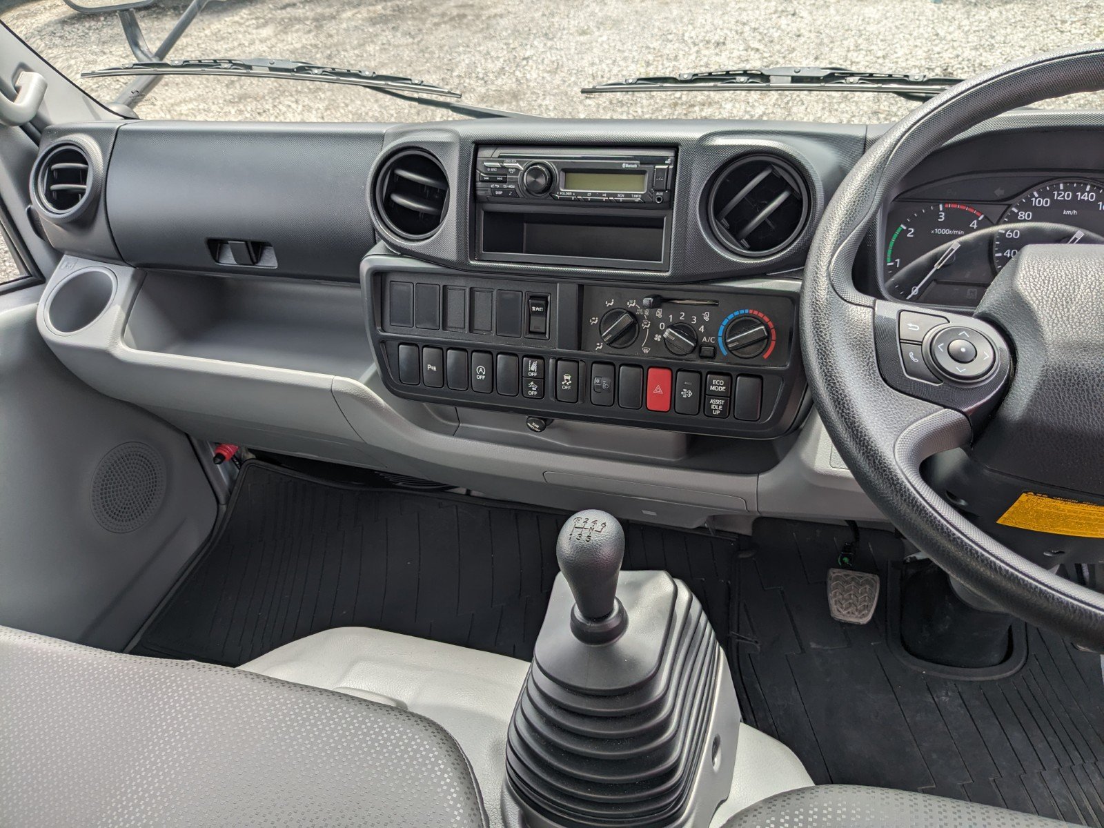 vehicle_image_20260501130144Q9RAXLbBhO.jpg
