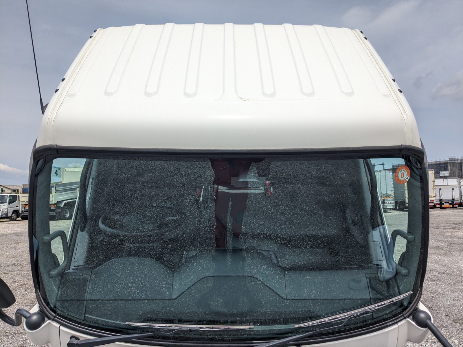 vehicle_image_20260501130144pq5o8RULTa.jpg