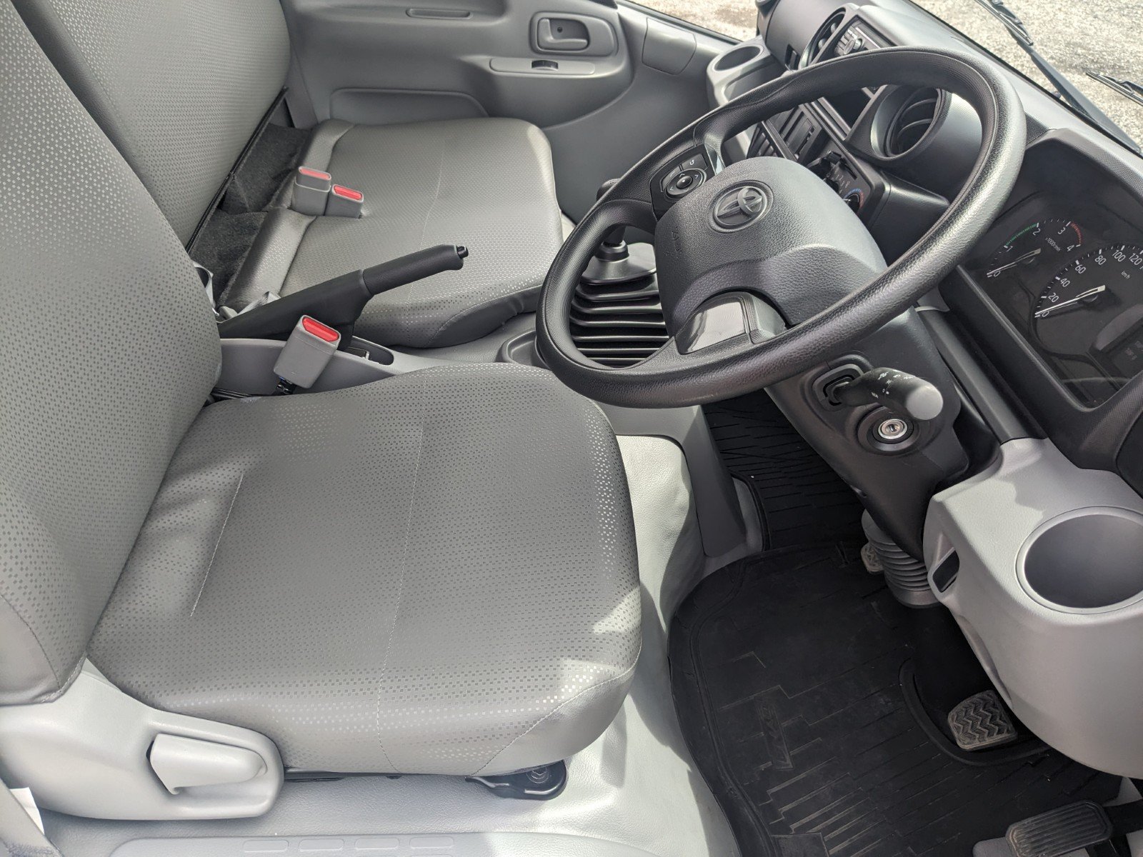 vehicle_image_20260501130144usrkvoM2DO.jpg