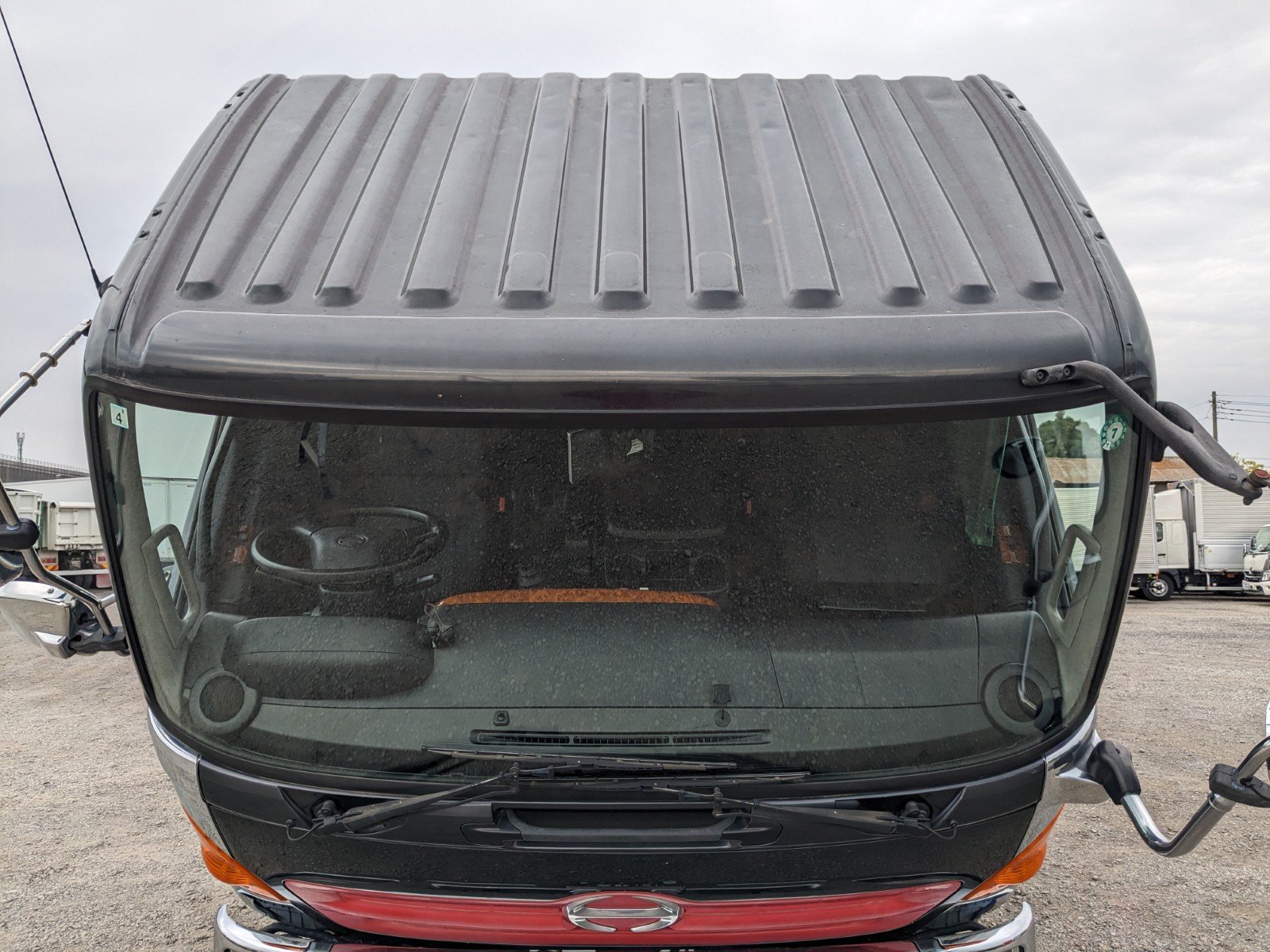 vehicle_image_20260507185712PRh7EuBQ32.jpg