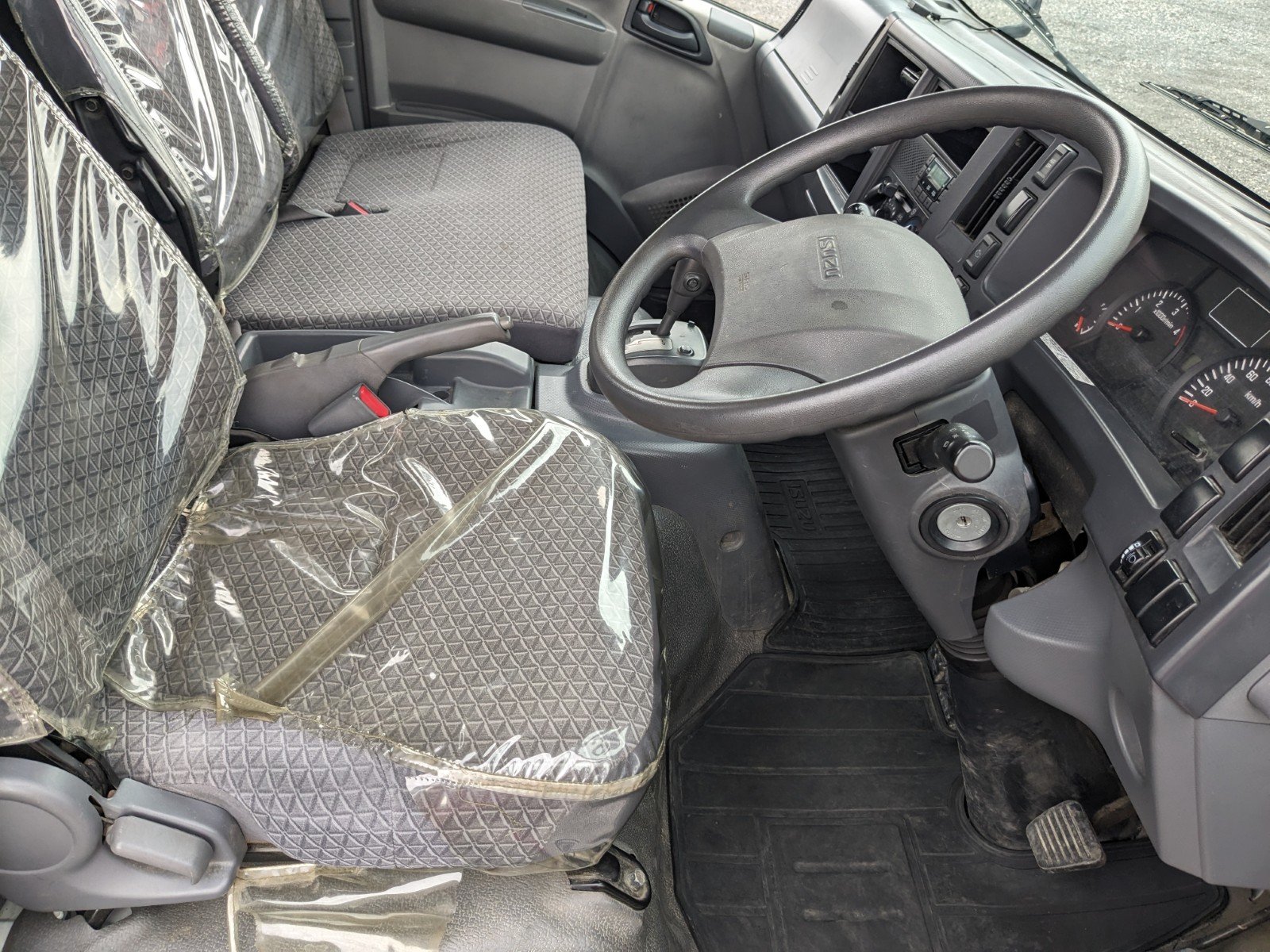 vehicle_image_20260612093625Z0AUoewTzx.jpg