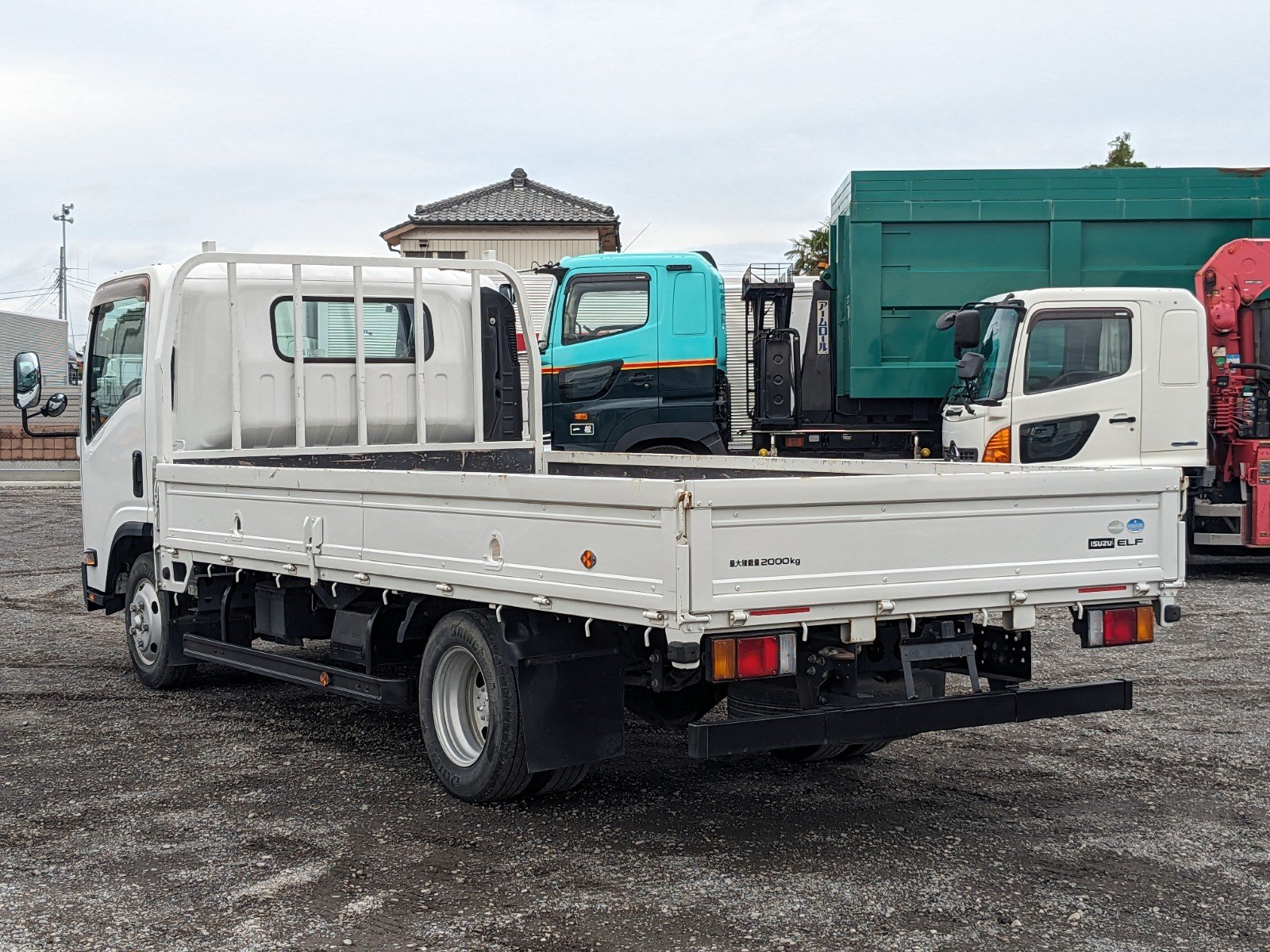 vehicle_image_20260612093625ao0AsXUwrG.jpg