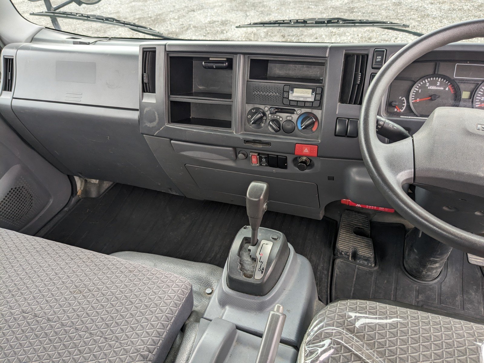 vehicle_image_20260612093625jI18bNMhut.jpg