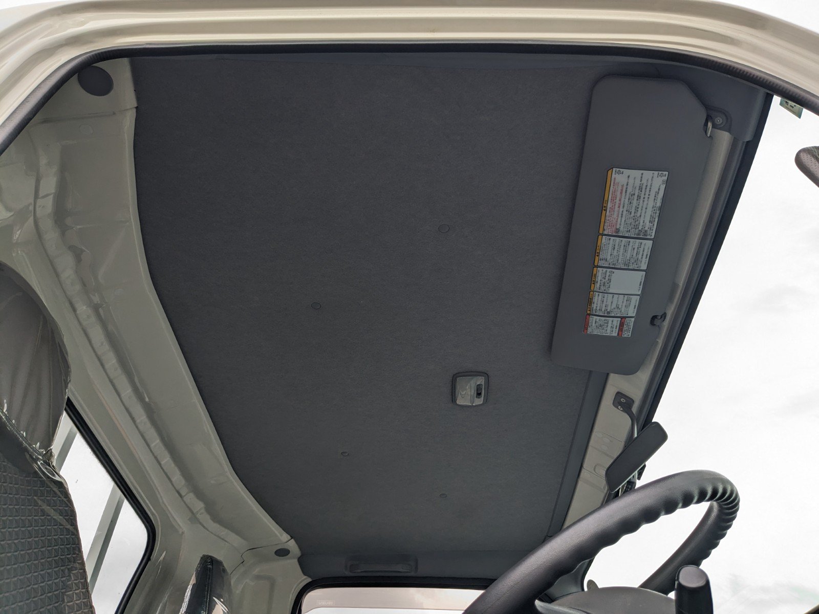 vehicle_image_20260612093625lJ5Taa1YSl.jpg