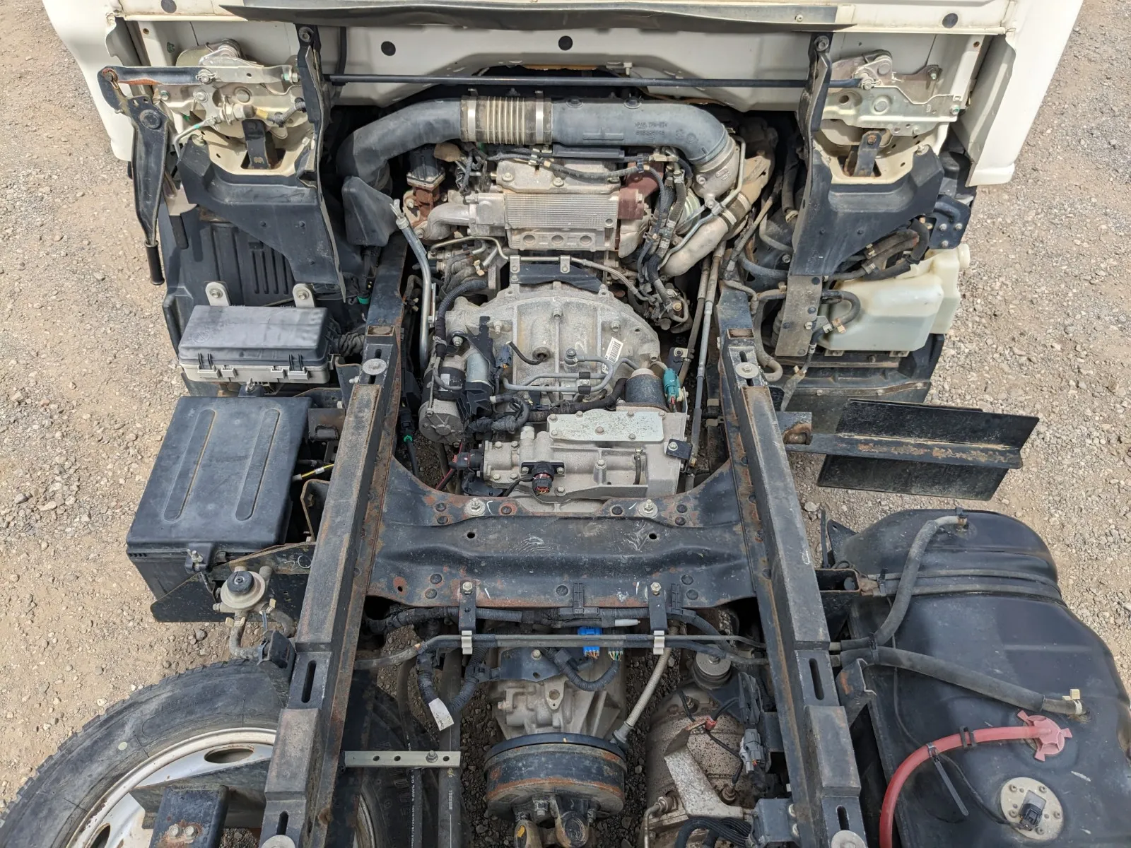 vehicle_image_2026061617305240IwQJiznf.webp