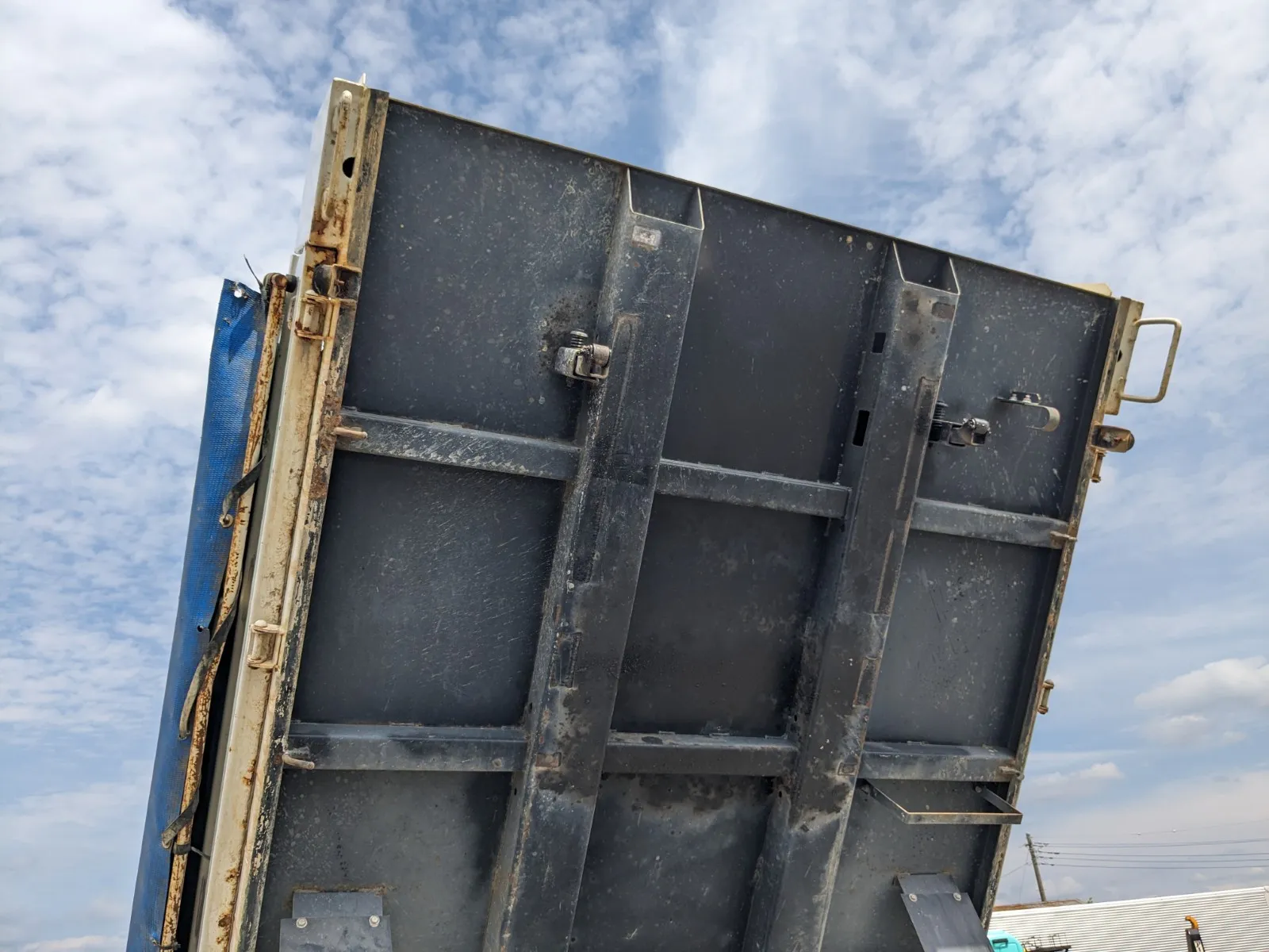 vehicle_image_20260616173052ZKh9jc9RGX.webp