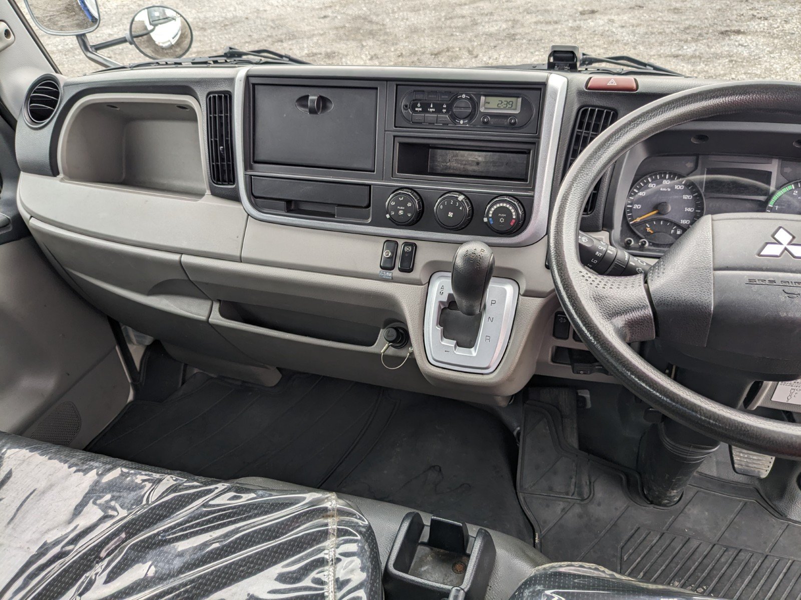 vehicle_image_20260612115623mXHZHe0exo.jpg