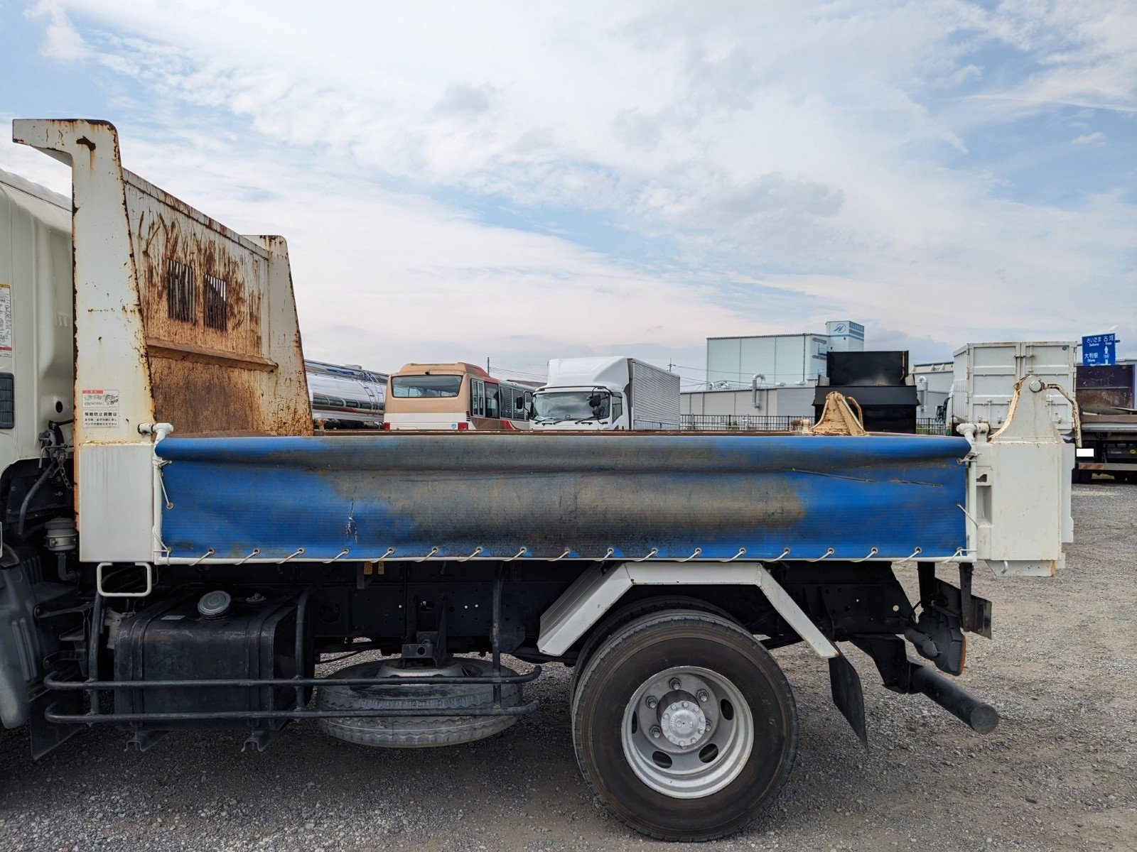 vehicle_image_202606150900414IHfUjOXBq.jpg