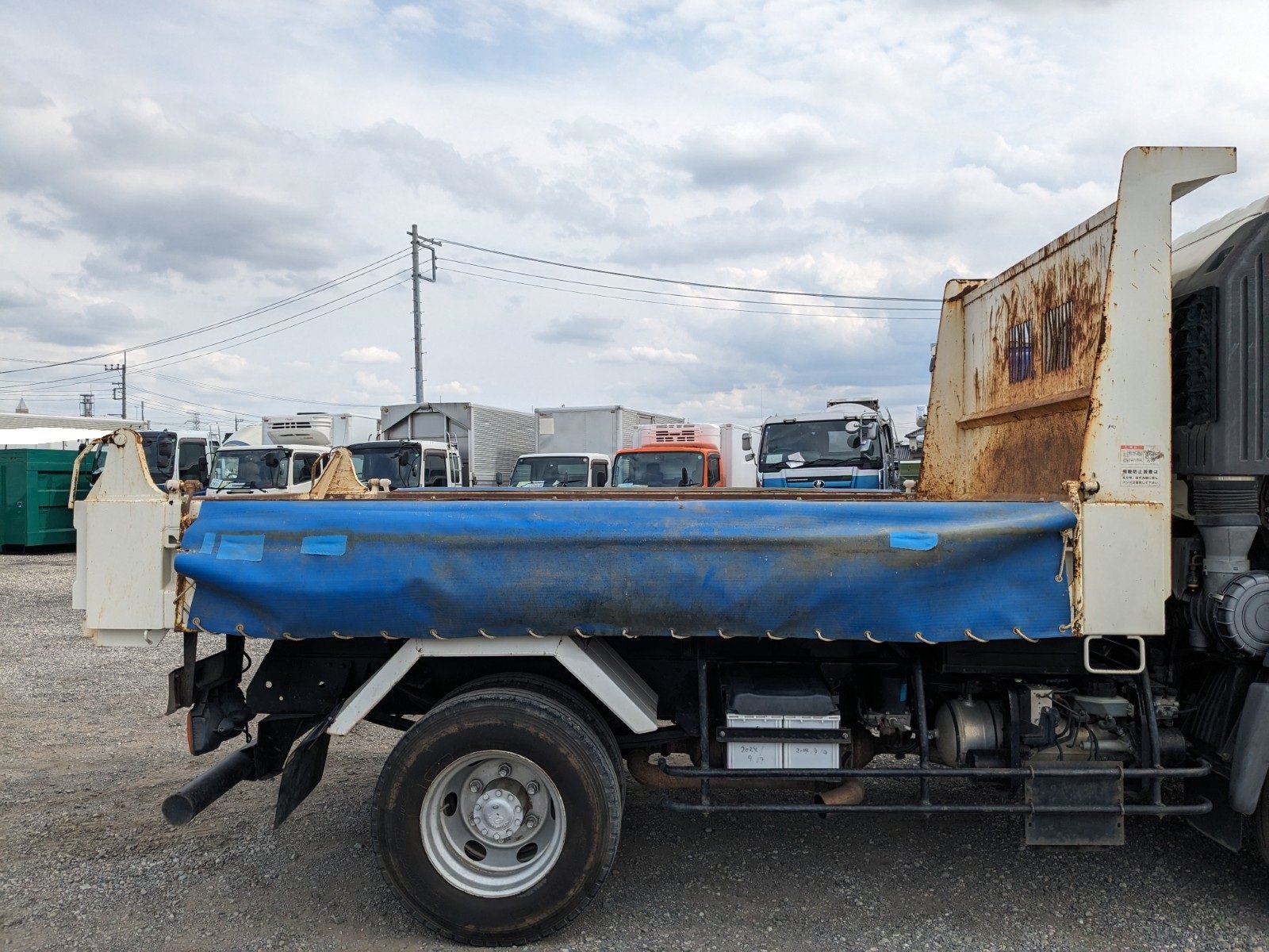 vehicle_image_20260615090041TfLl5Py9k3.jpg