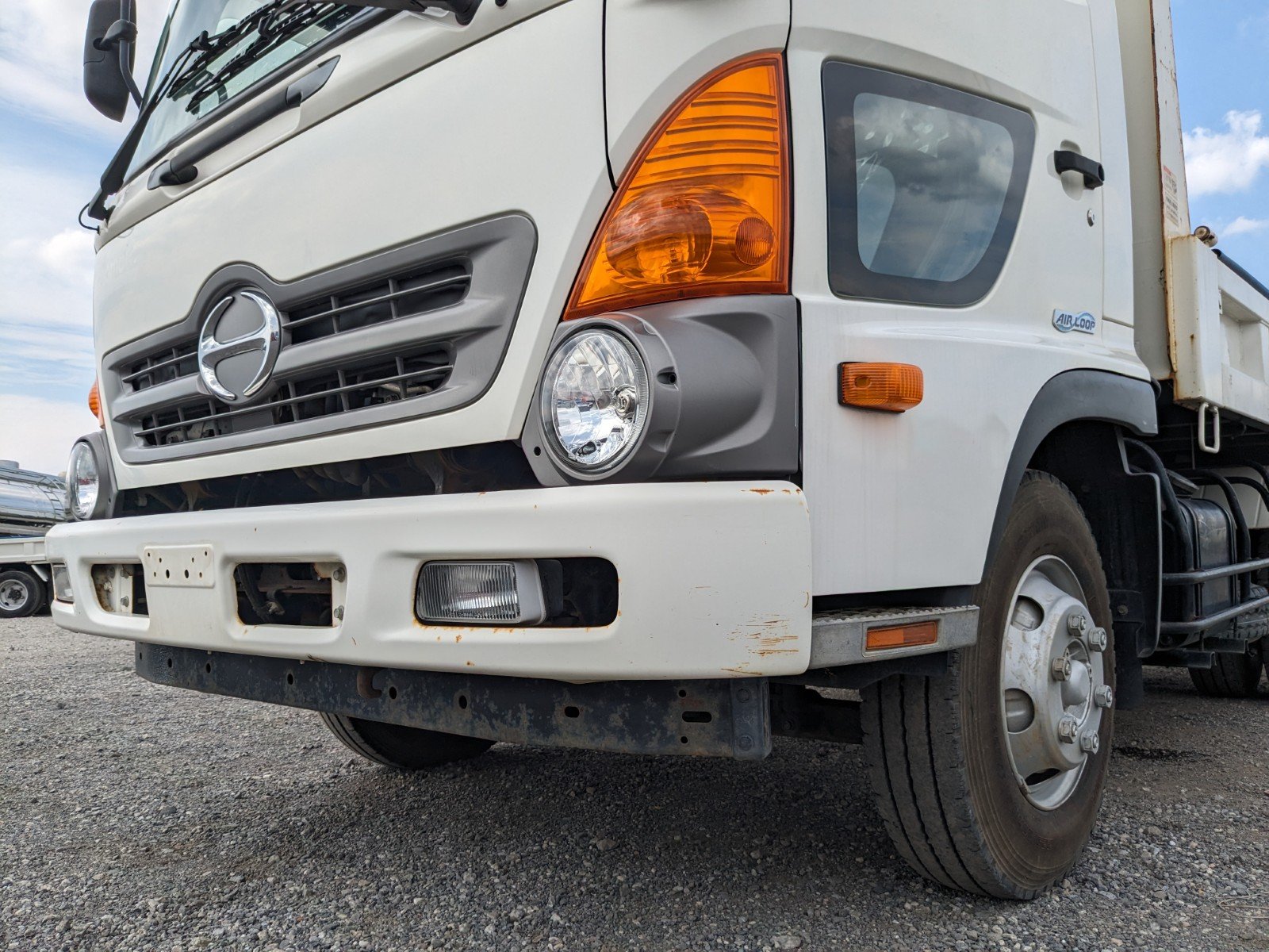 vehicle_image_20260615090041dOIvm1UAaf.jpg