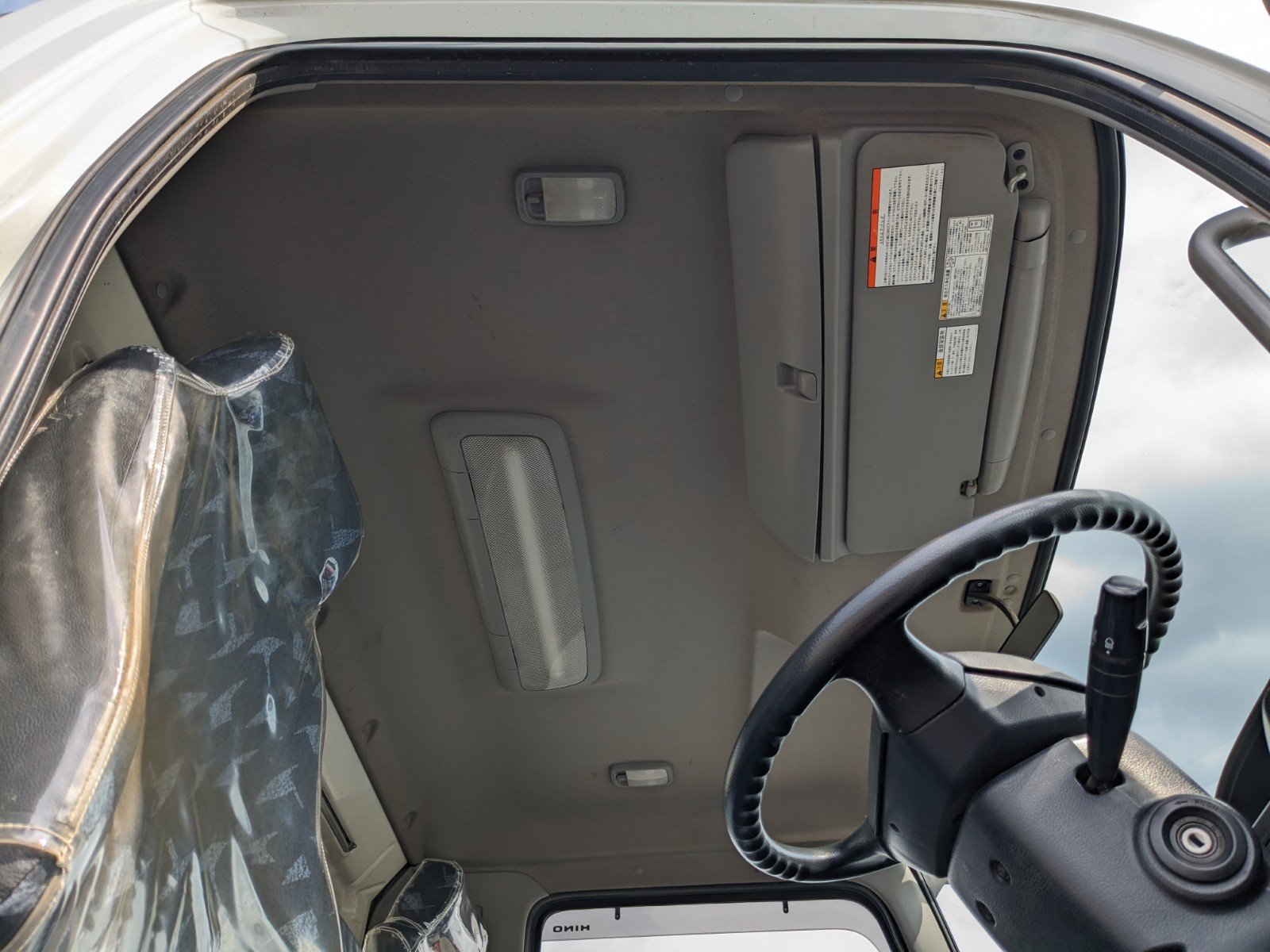 vehicle_image_20260615090041dbSXkM9Su5.jpg