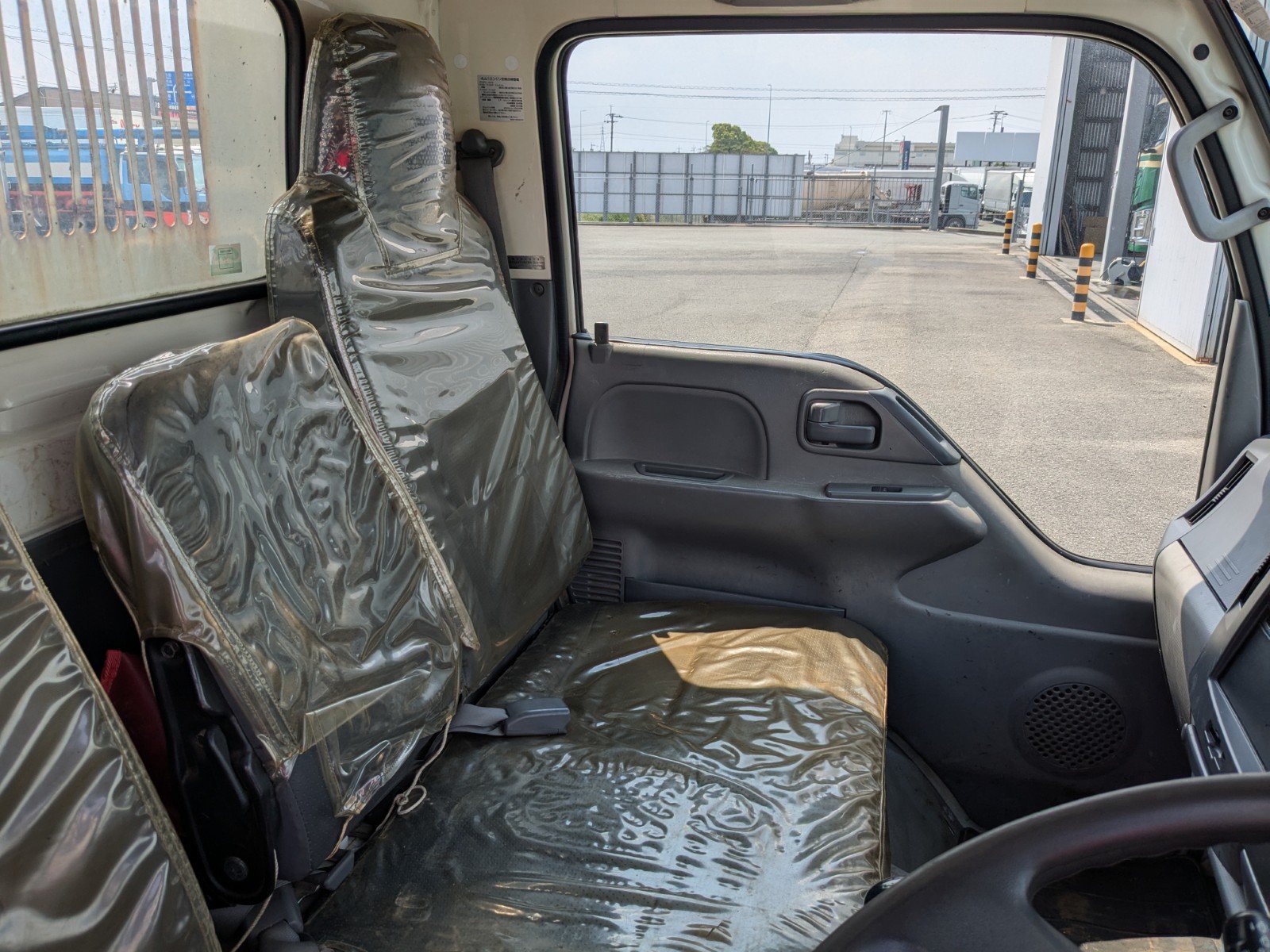 vehicle_image_202605021346221UGia3qGkJ.jpg