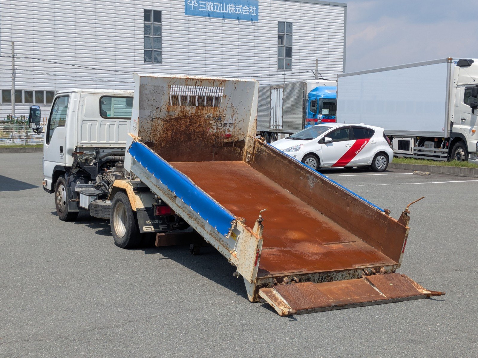 vehicle_image_202605021346224OoNM6M5e1.jpg