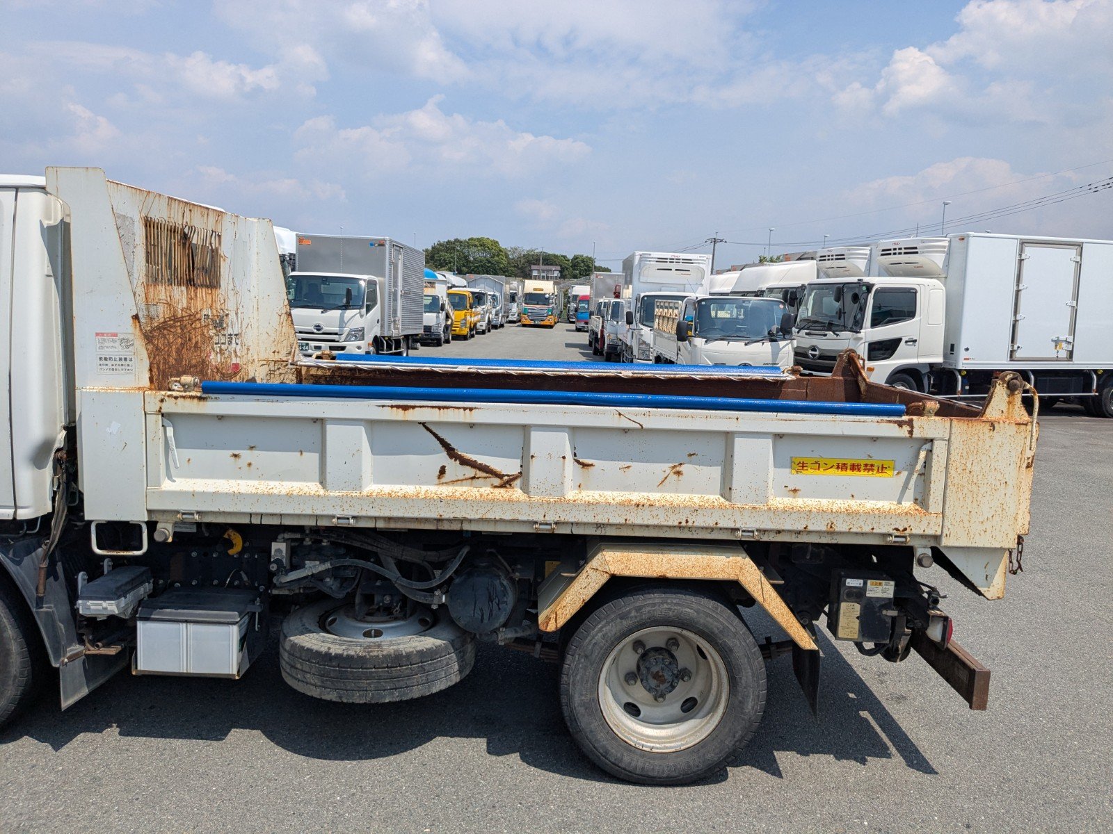 vehicle_image_20260502134622aN5KMxjtDJ.jpg