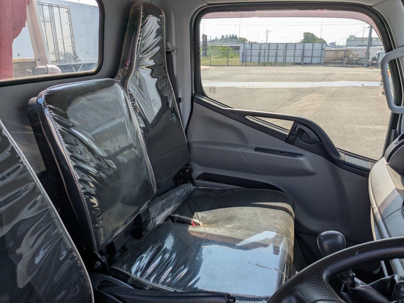 vehicle_image_20260502133113ReHnSOq9vO.jpg