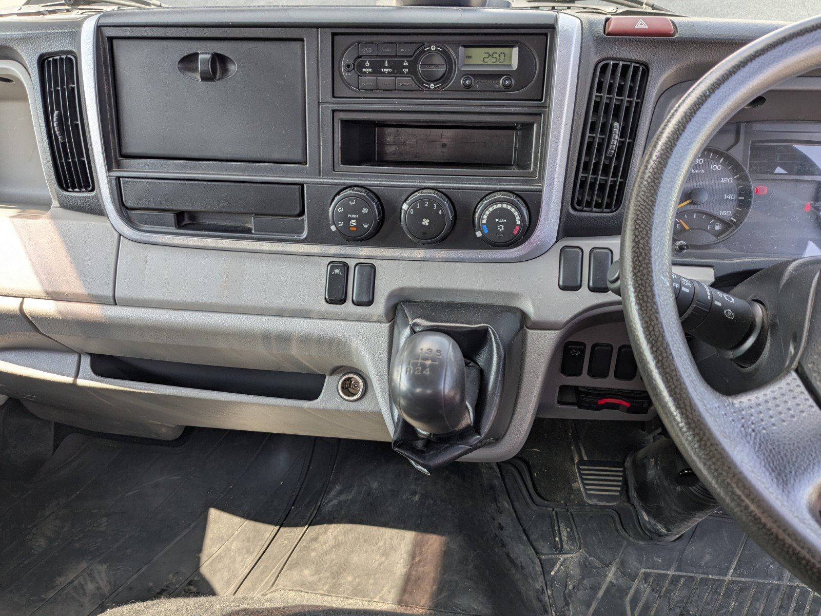 vehicle_image_20260502133113ouCJL3C597.jpg
