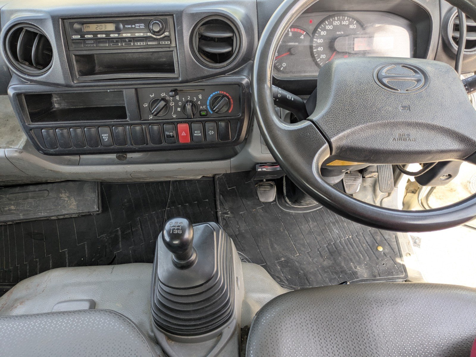 vehicle_image_20260428100659BPs00AJEl5.jpg