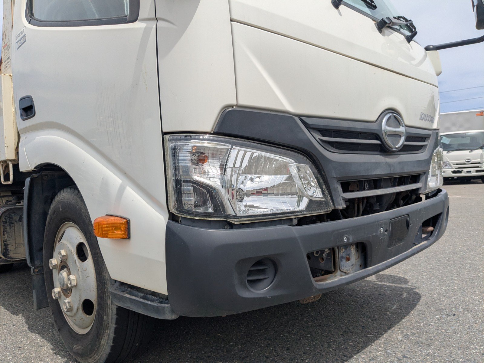 vehicle_image_20260422160955vwVB5eDANB.jpg