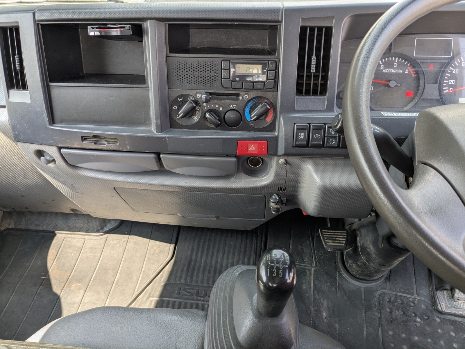 vehicle_image_20260502134302ADFSBUwZyQ.jpg