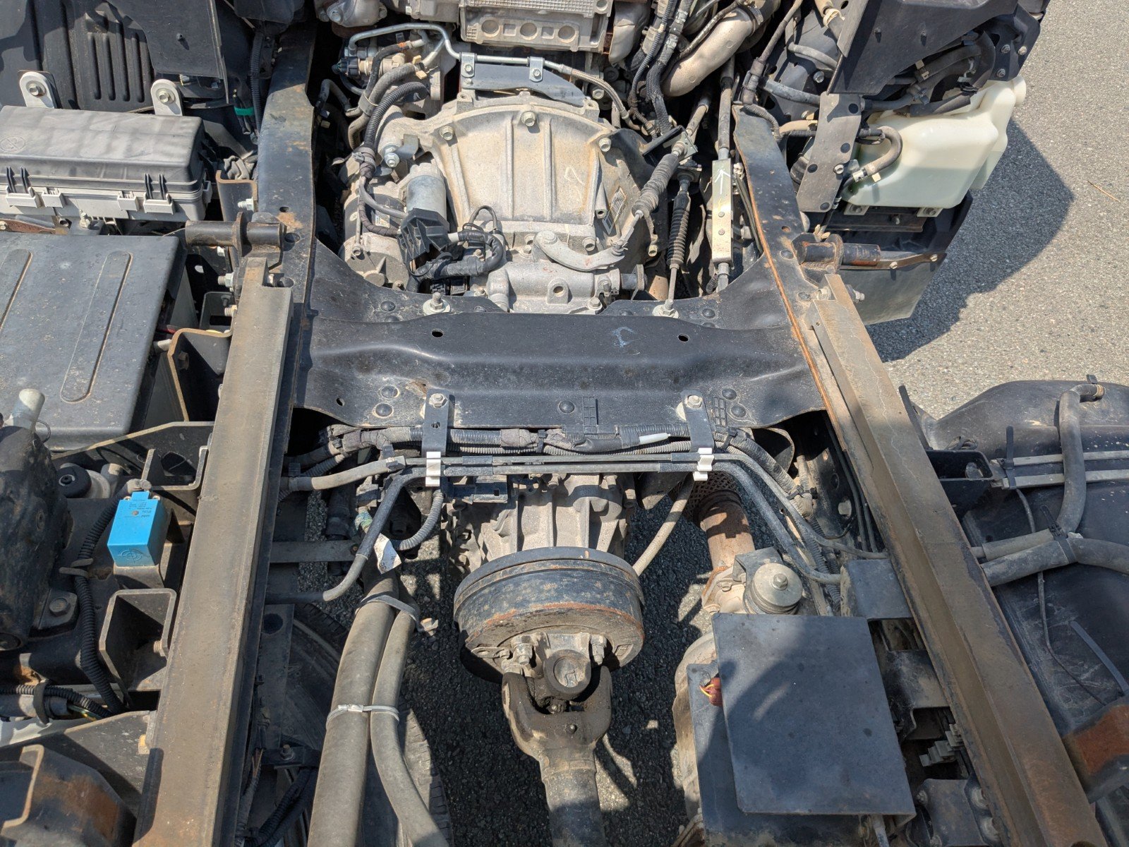 vehicle_image_20260502134302ztDAxj3ru0.jpg