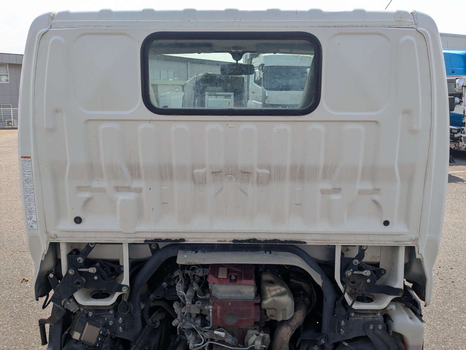 vehicle_image_20260428095350BL4AJxPUtZ.jpg