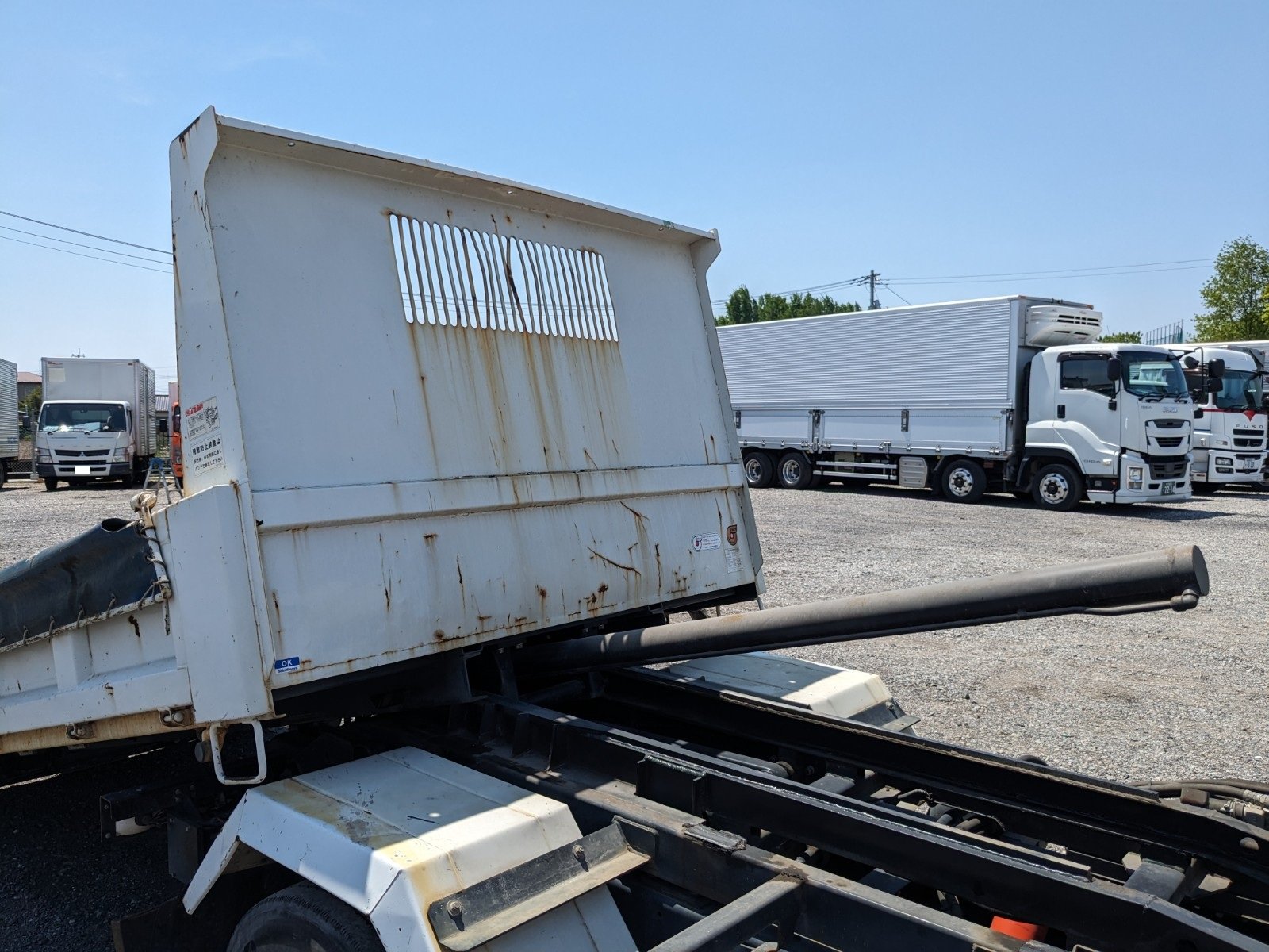 vehicle_image_20260511104324qTfwFP3sBc.jpg