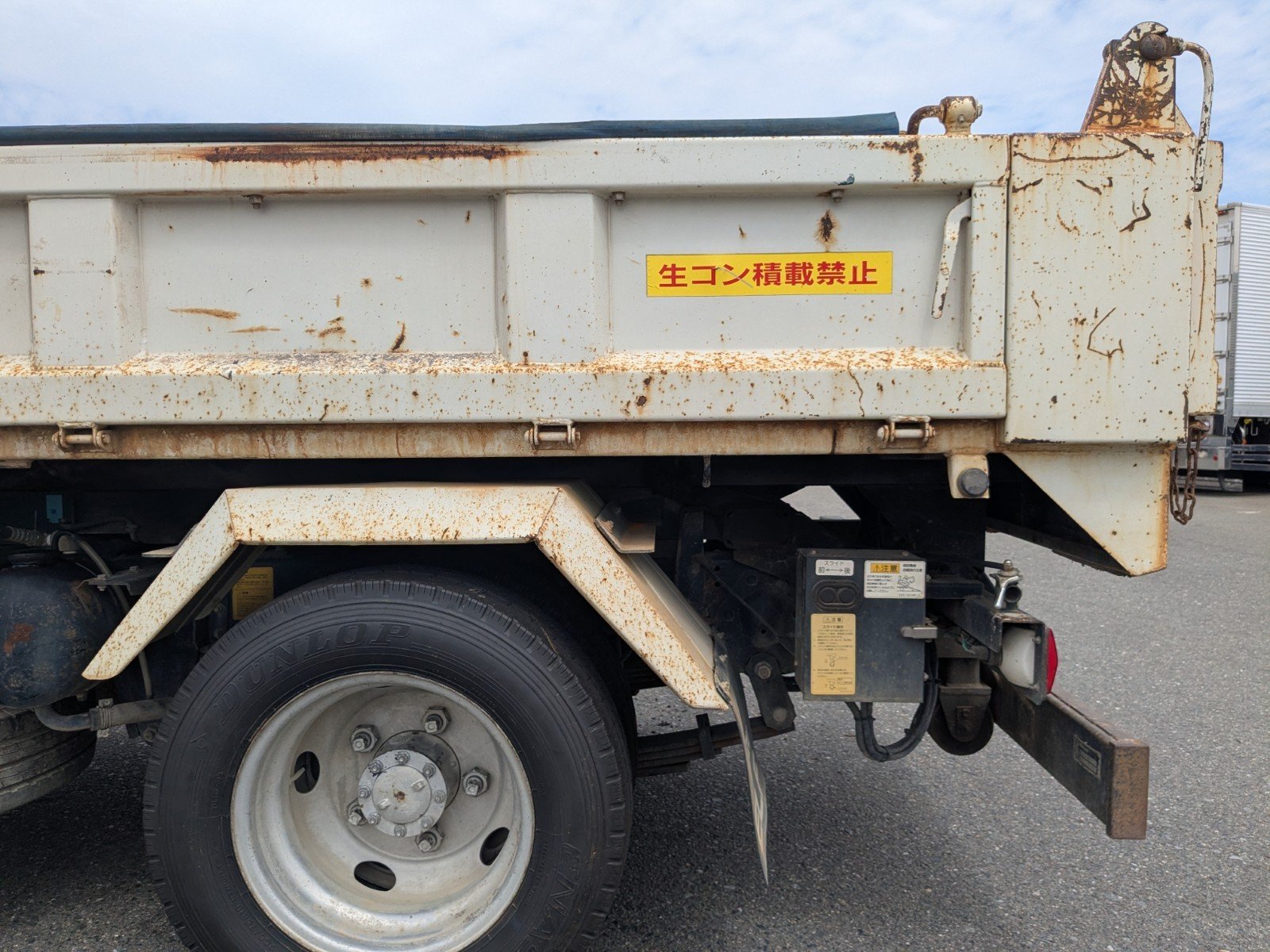 vehicle_image_20260501091658AUpPVeGWrm.jpg