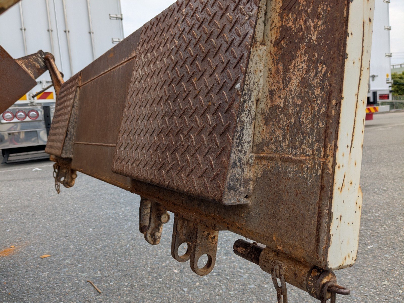 vehicle_image_20260501091658kw4RMLRxu6.jpg
