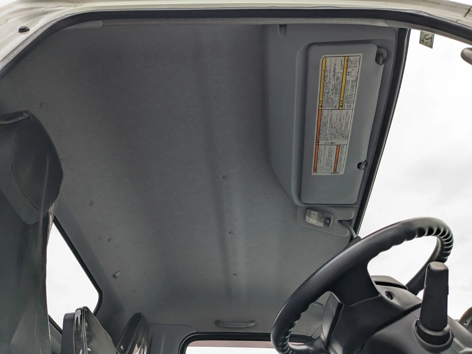 vehicle_image_20260616185439kbCWRfK083.webp