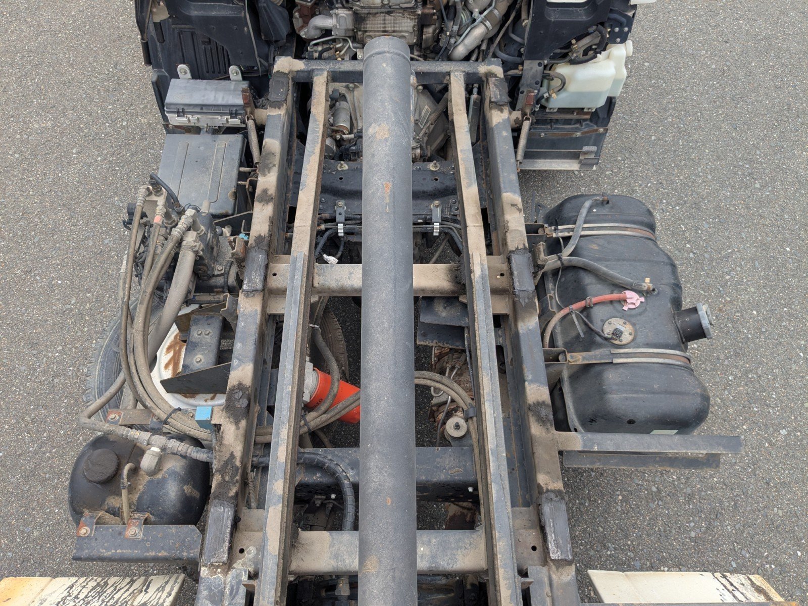 vehicle_image_20260501092242W7bpsOJbz6.jpg