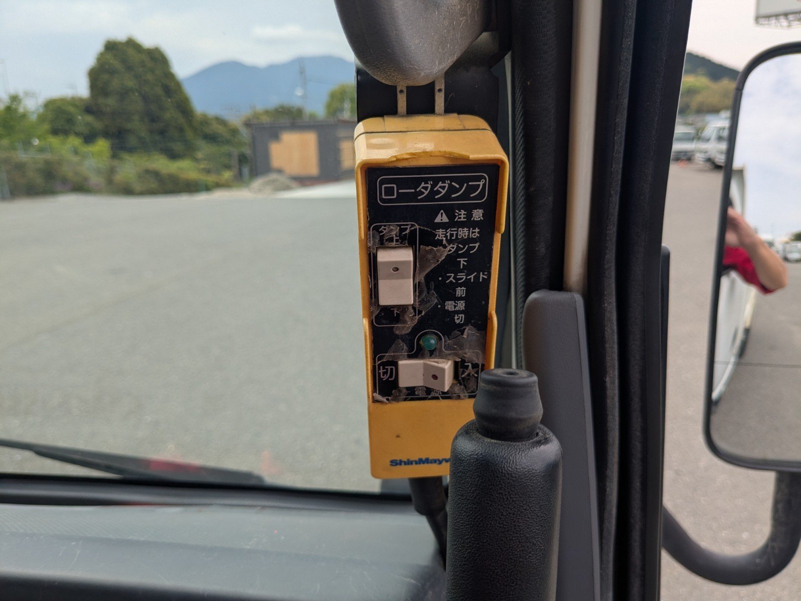 vehicle_image_20260501092242pBjVmCV2ib.jpg