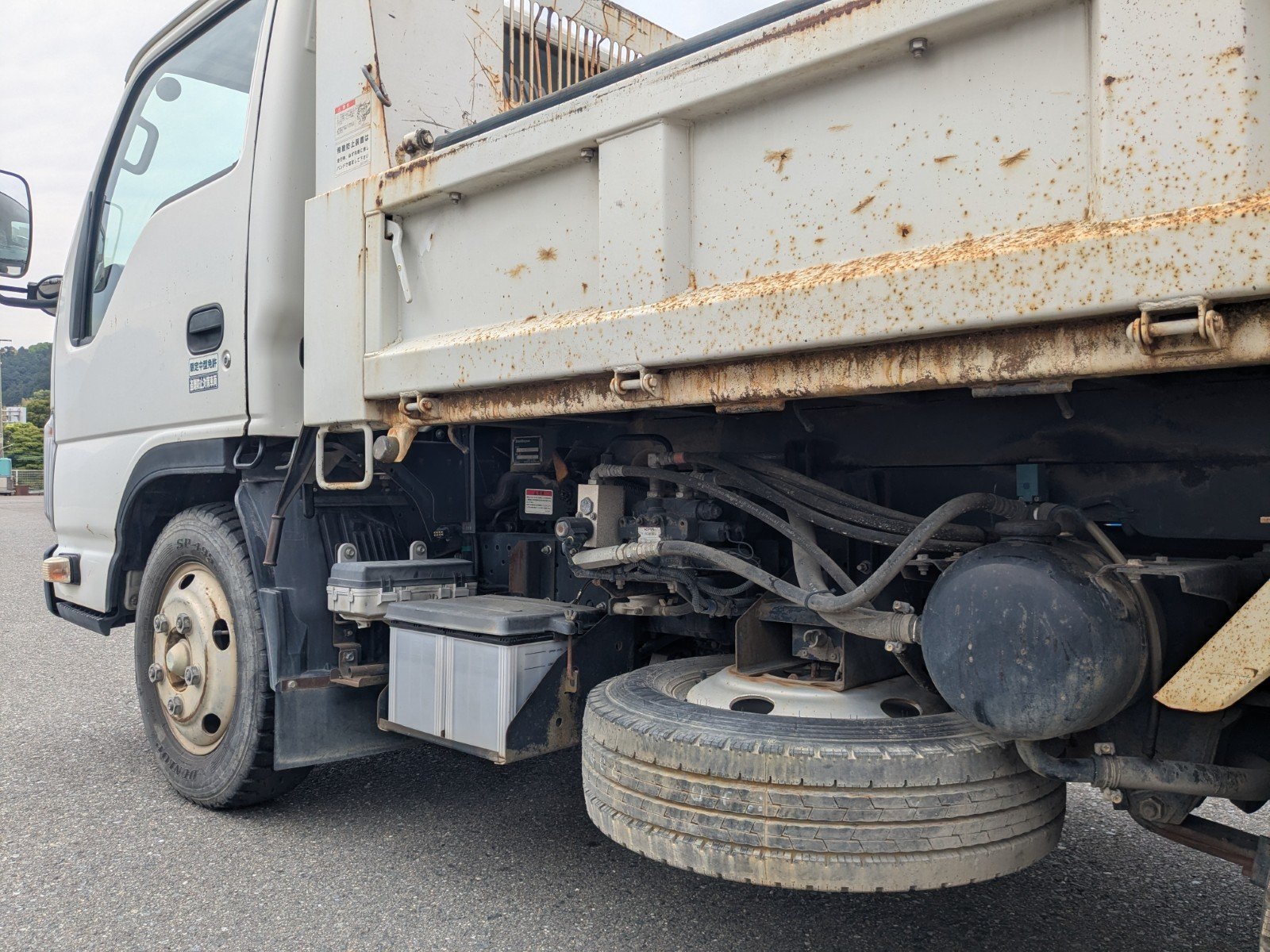 vehicle_image_20260501092242rSDkcRFU5U.jpg