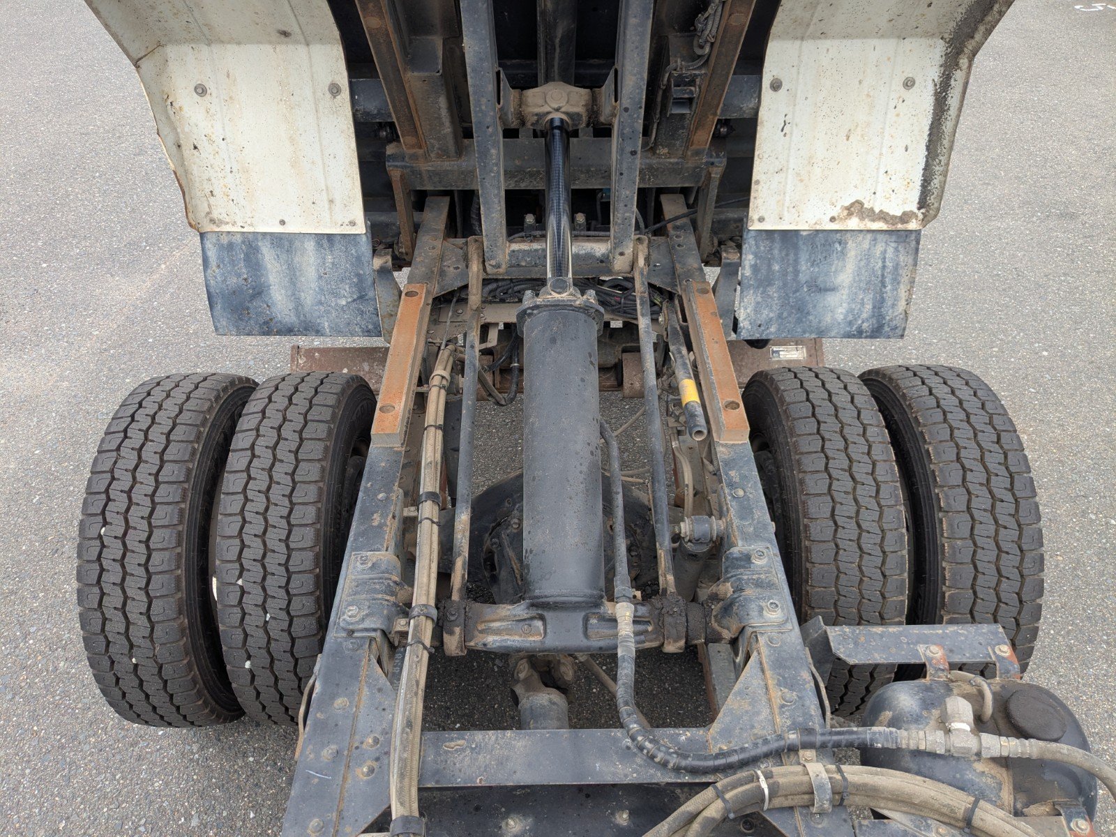 vehicle_image_20260501092242ypUQ9MGUNJ.jpg