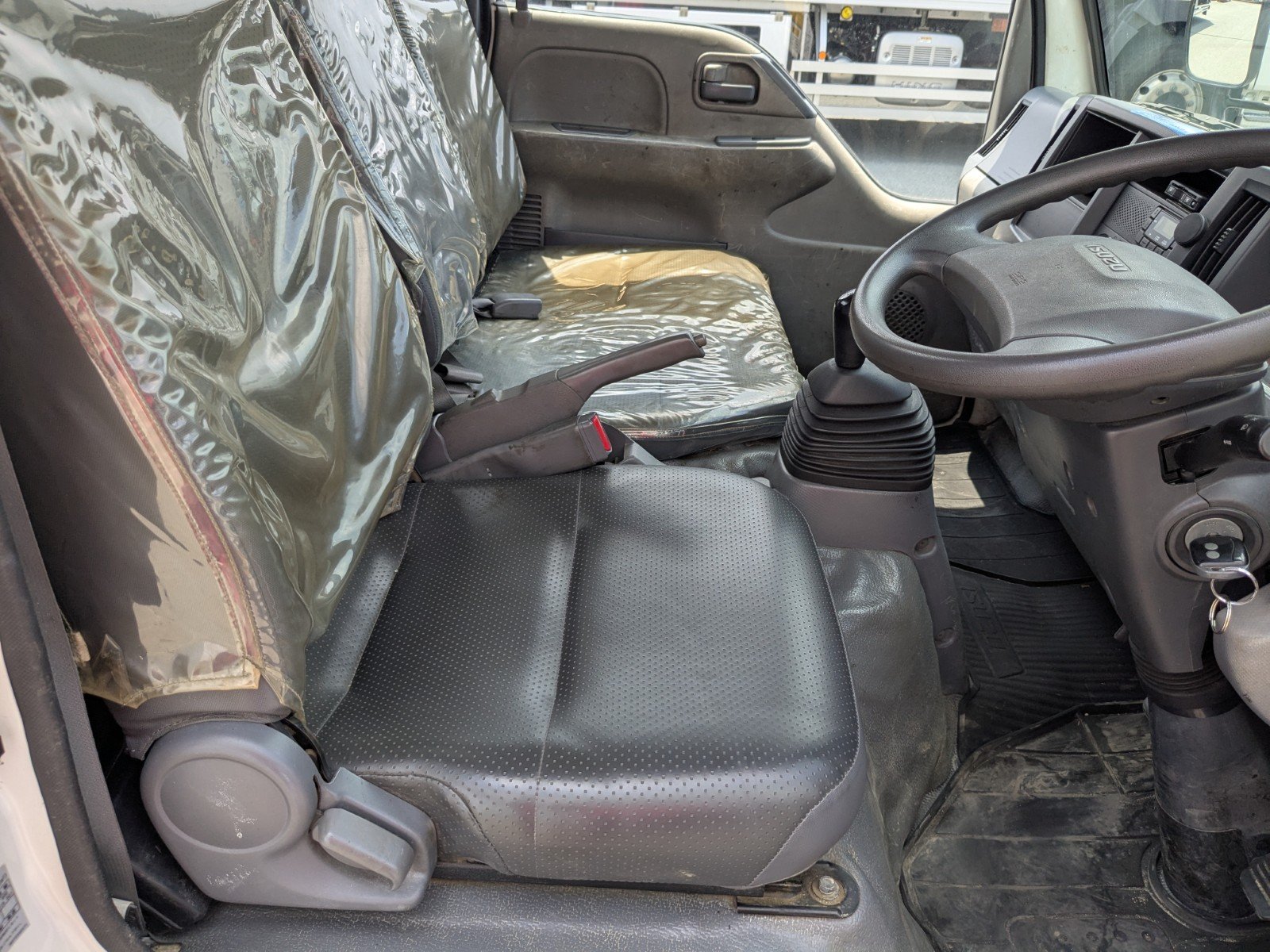 vehicle_image_202605021349301TcImmzRSs.jpg