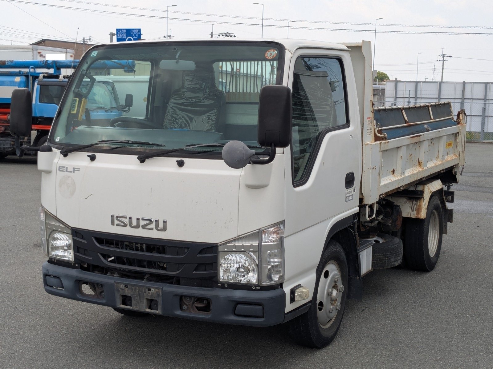 vehicle_image_20260502134930MZoVtJHi4y.jpg
