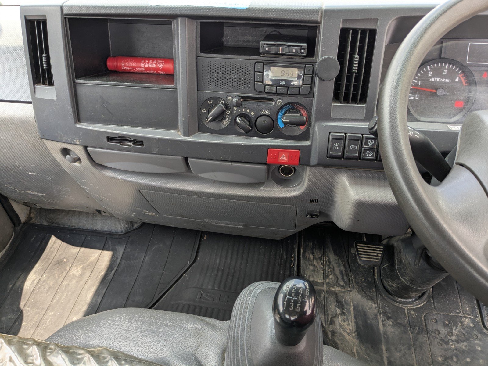 vehicle_image_20260502134930Q39RuXCjXt.jpg