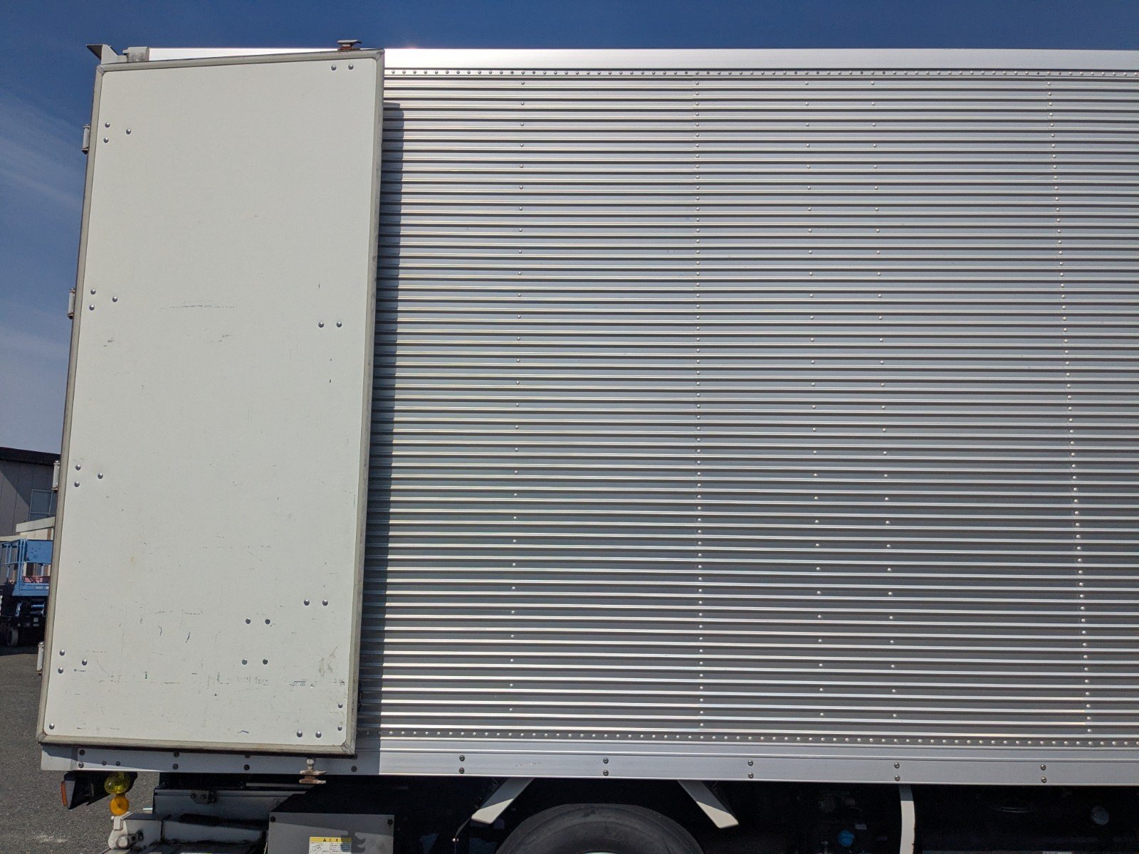 vehicle_image_20260502140608H03flMLhDr.jpg