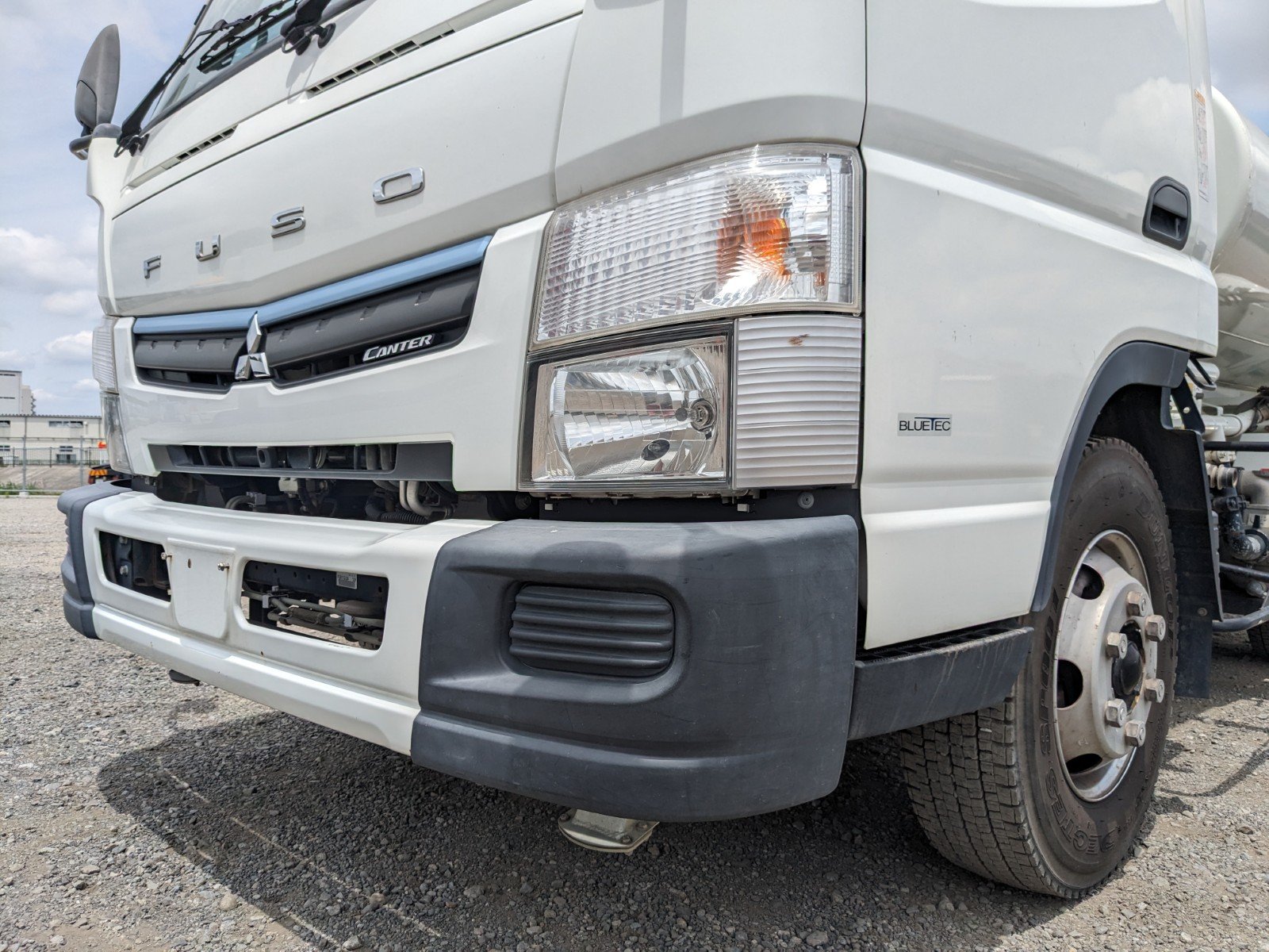 vehicle_image_20260606140837L6VJN2te3c.jpg