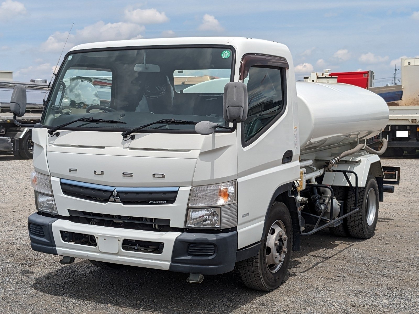 vehicle_image_20260606140837MuC2bndn7G.jpg