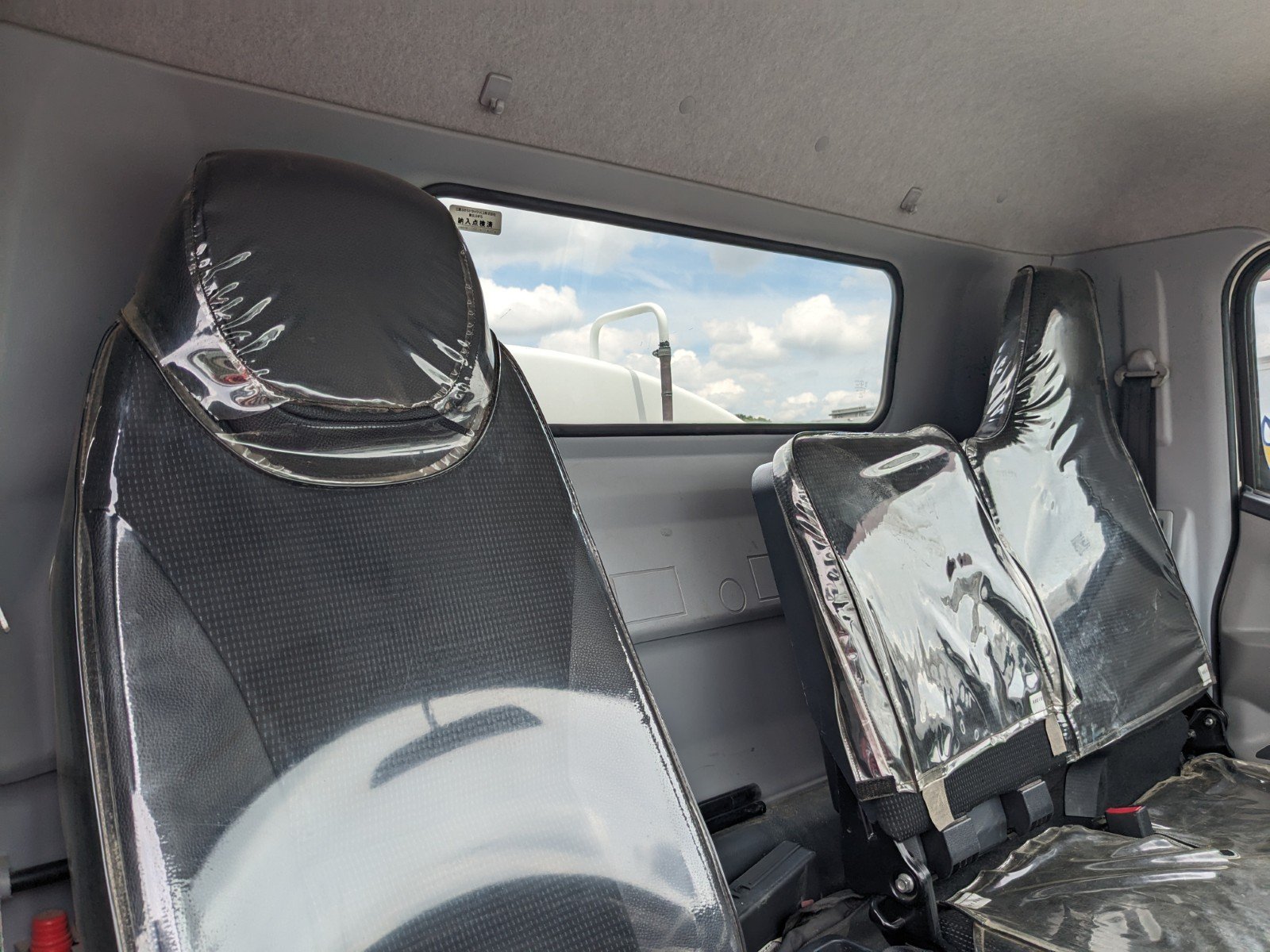 vehicle_image_20260606140837Opbr4aWQYU.jpg