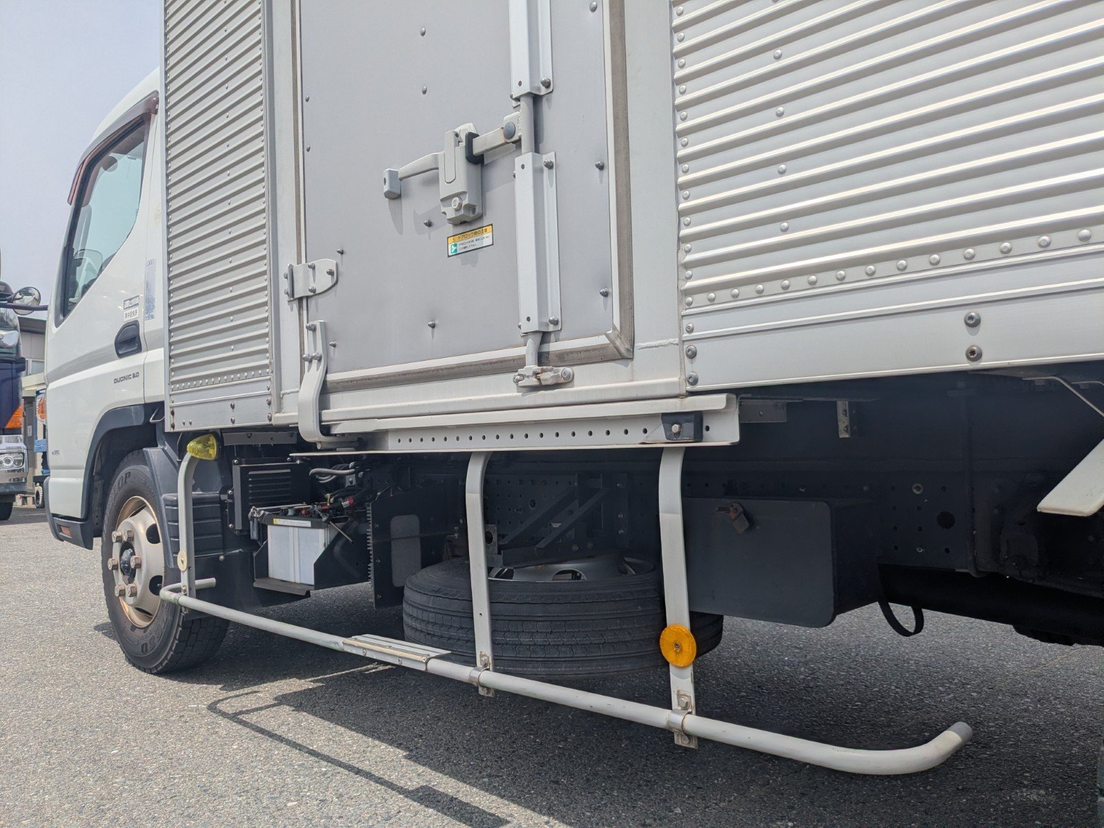 vehicle_image_20260502155849DQdlrsa3hy.jpg