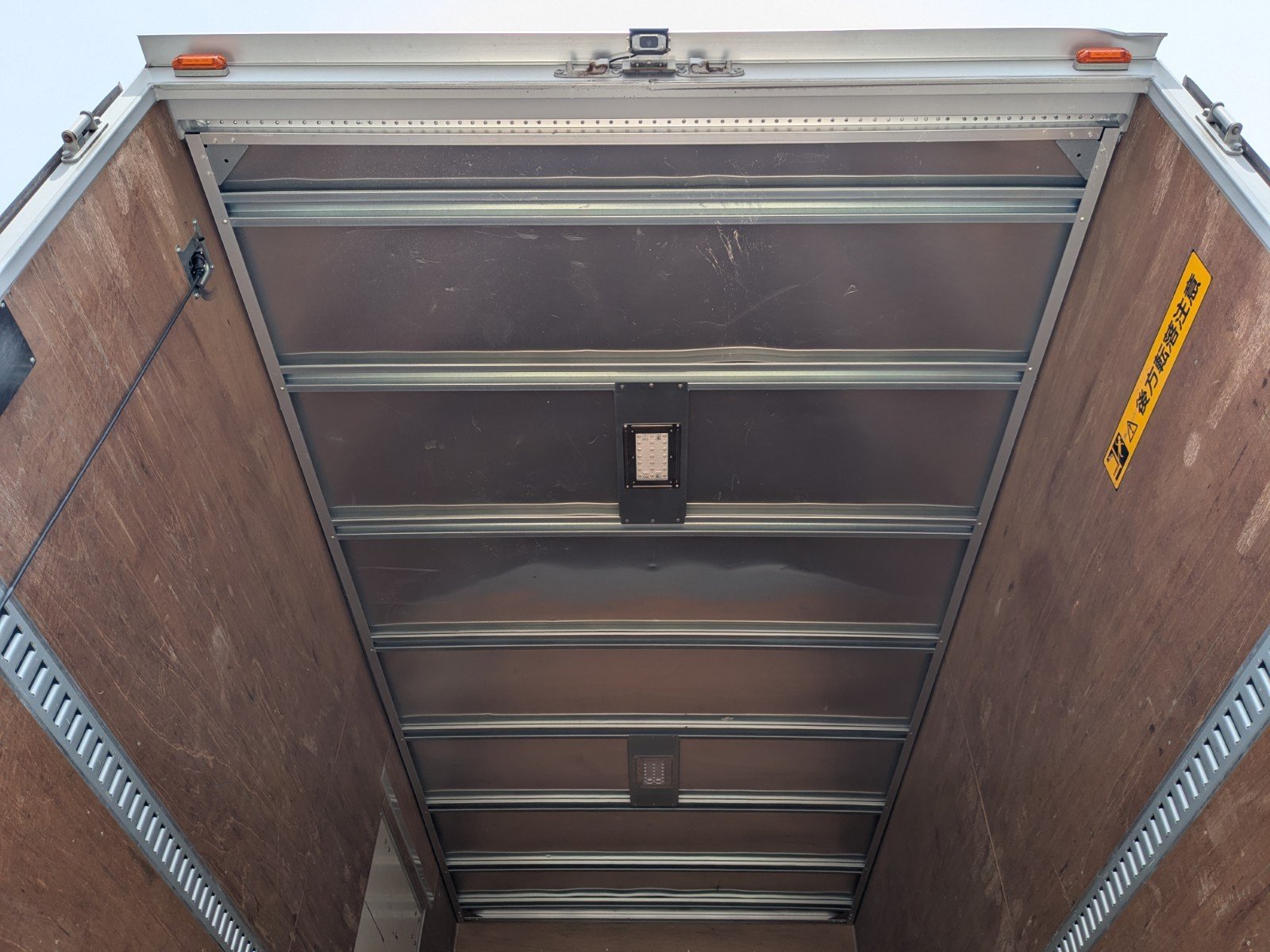 vehicle_image_20260502155849Tj5ytBNITC.jpg