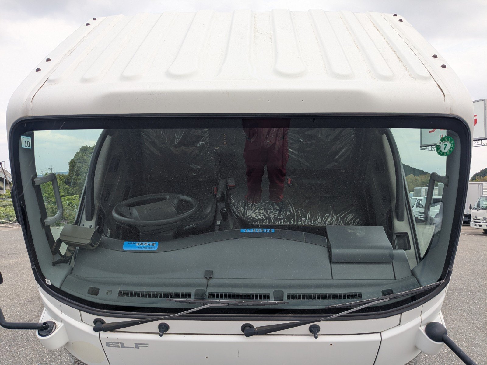 vehicle_image_20260501095843QhMViO1qXy.jpg