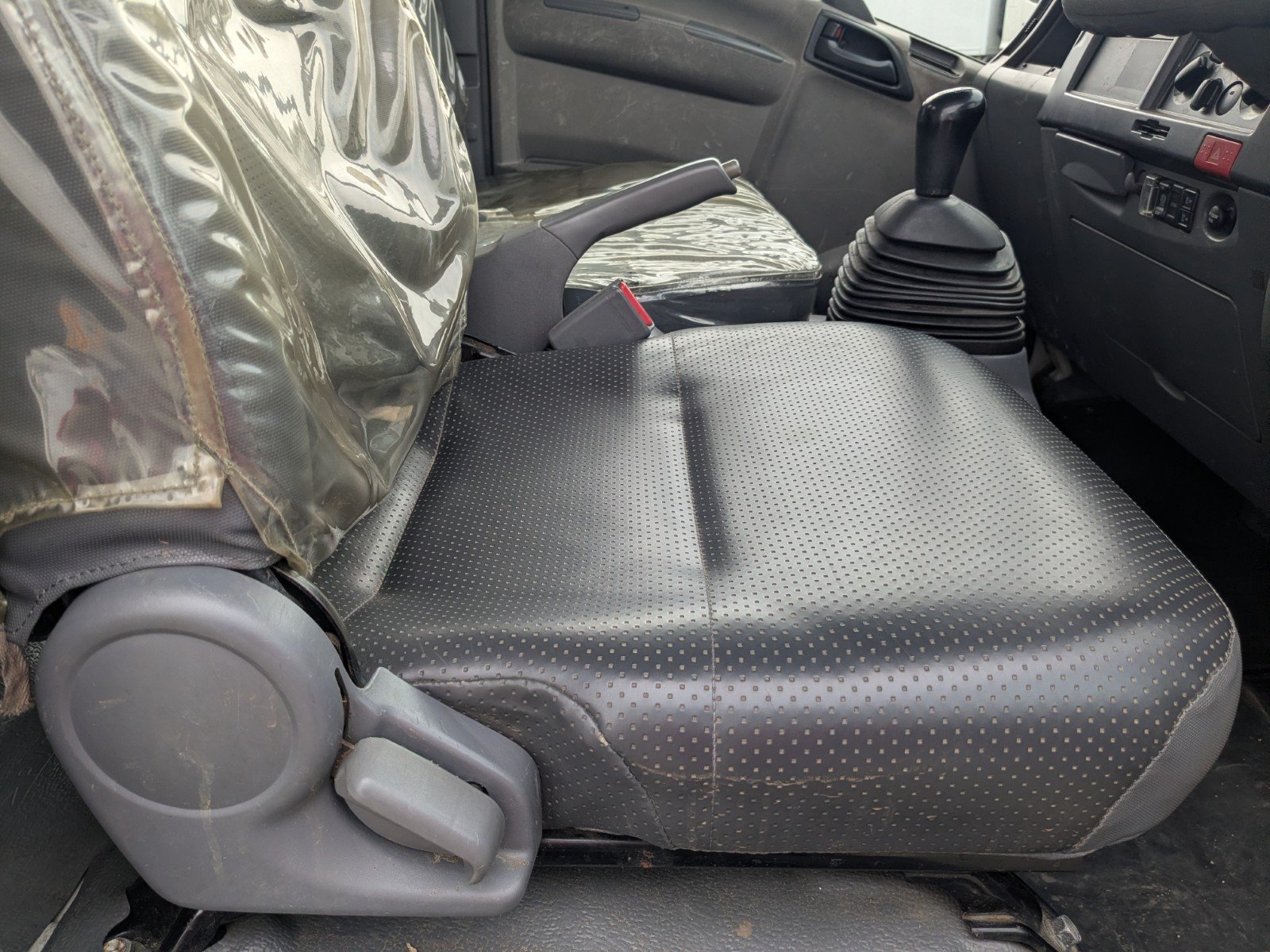 vehicle_image_20260501095843YlsREkqgdT.jpg